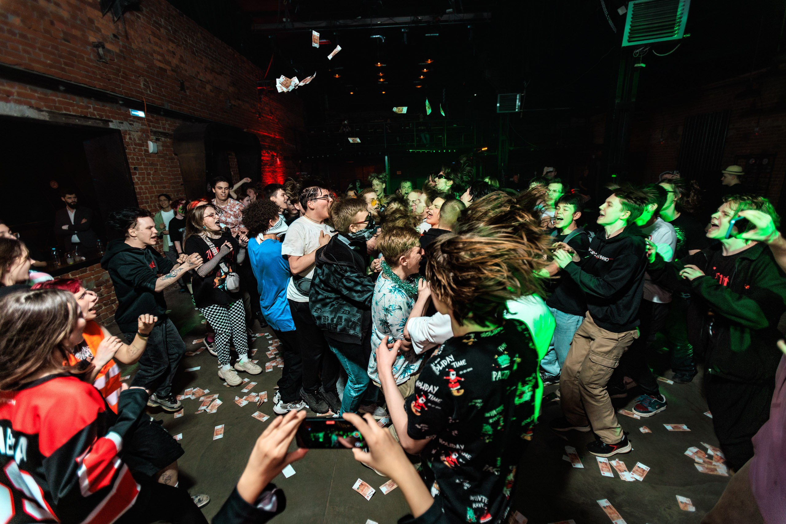 27.04.25 5opka x MellSher. Репортажный фотограф Екатеринбург | Яркий, качественный репортаж | Концерты, клубы, репортаж, праздники, корпоративы