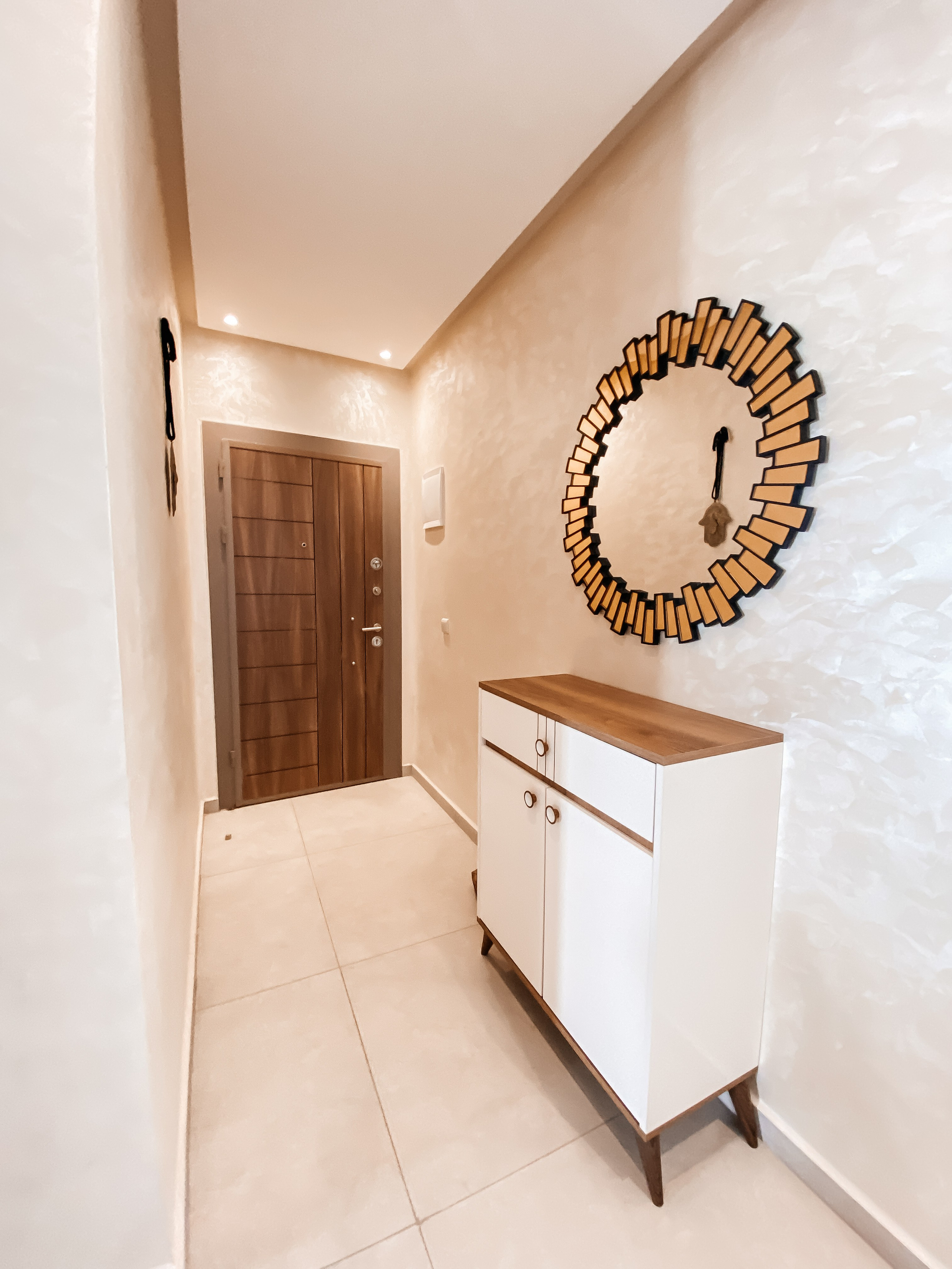 Apart 3. Olga Popova — Photographer in Morocco