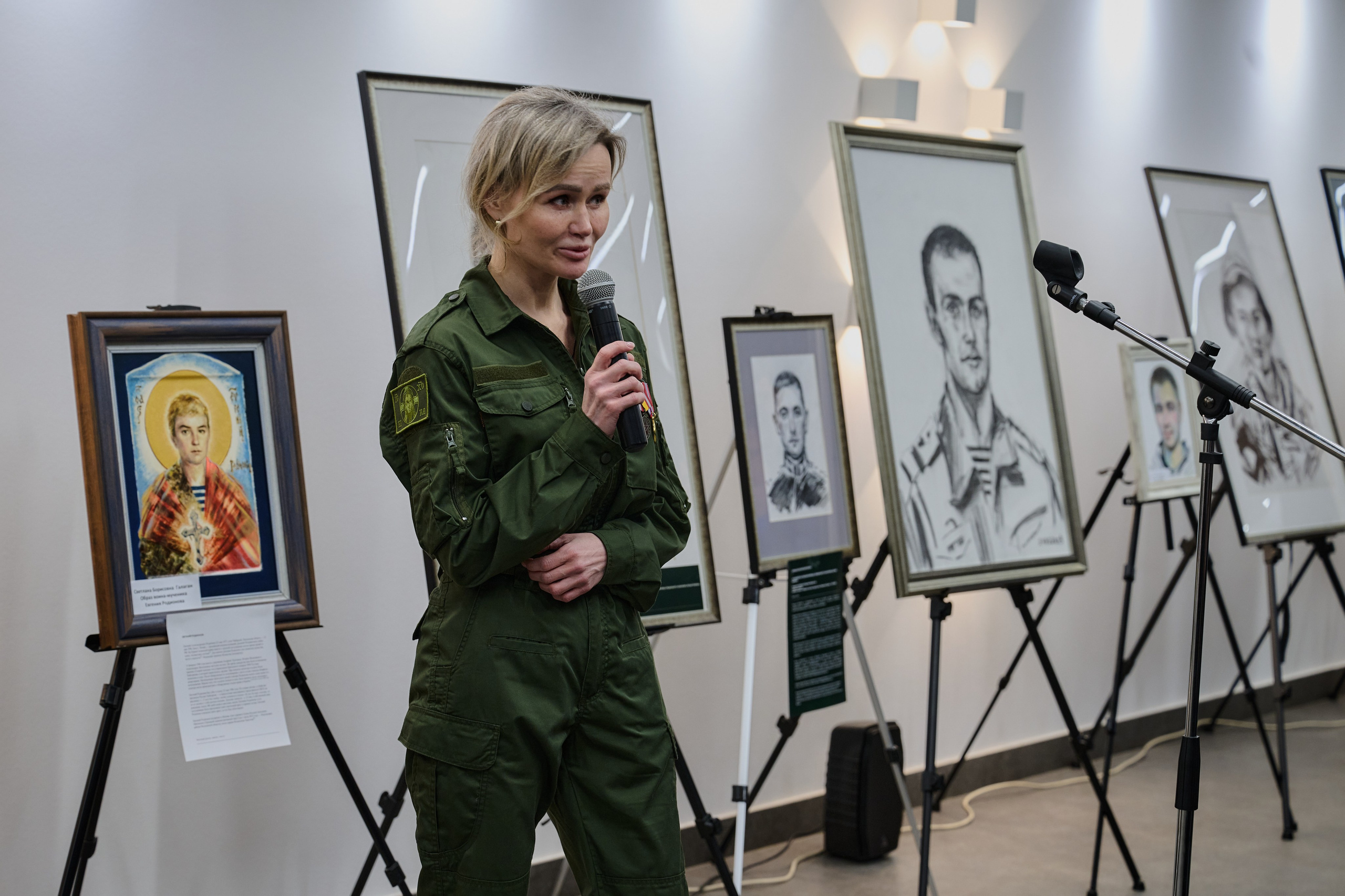 Фотовыставка «Территории» в Росгеолфонде. Фотограф Роман Адлер