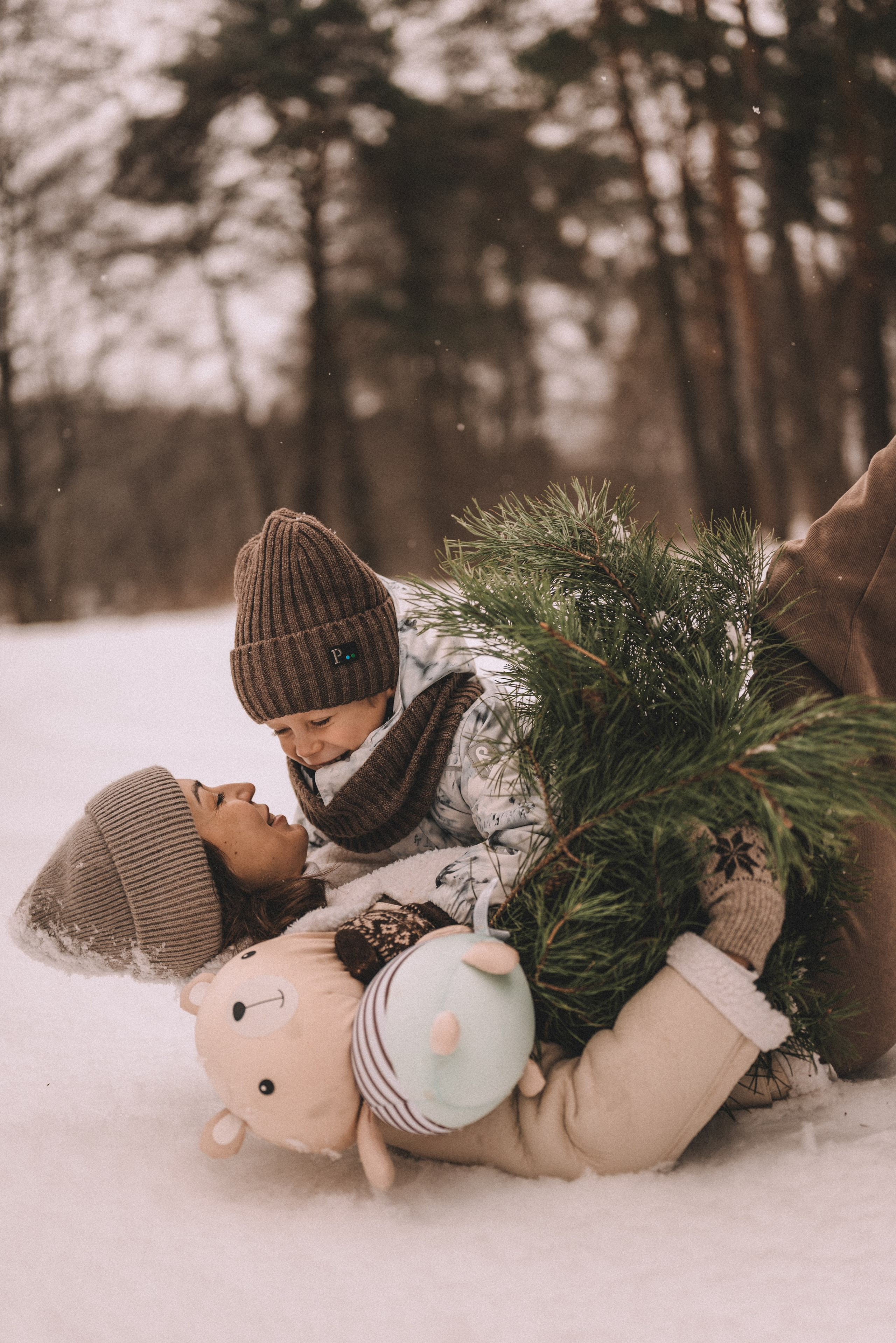 Сергей и Наталья с Ксюшей и Максимом. Фотограф Кристина Пархоменко