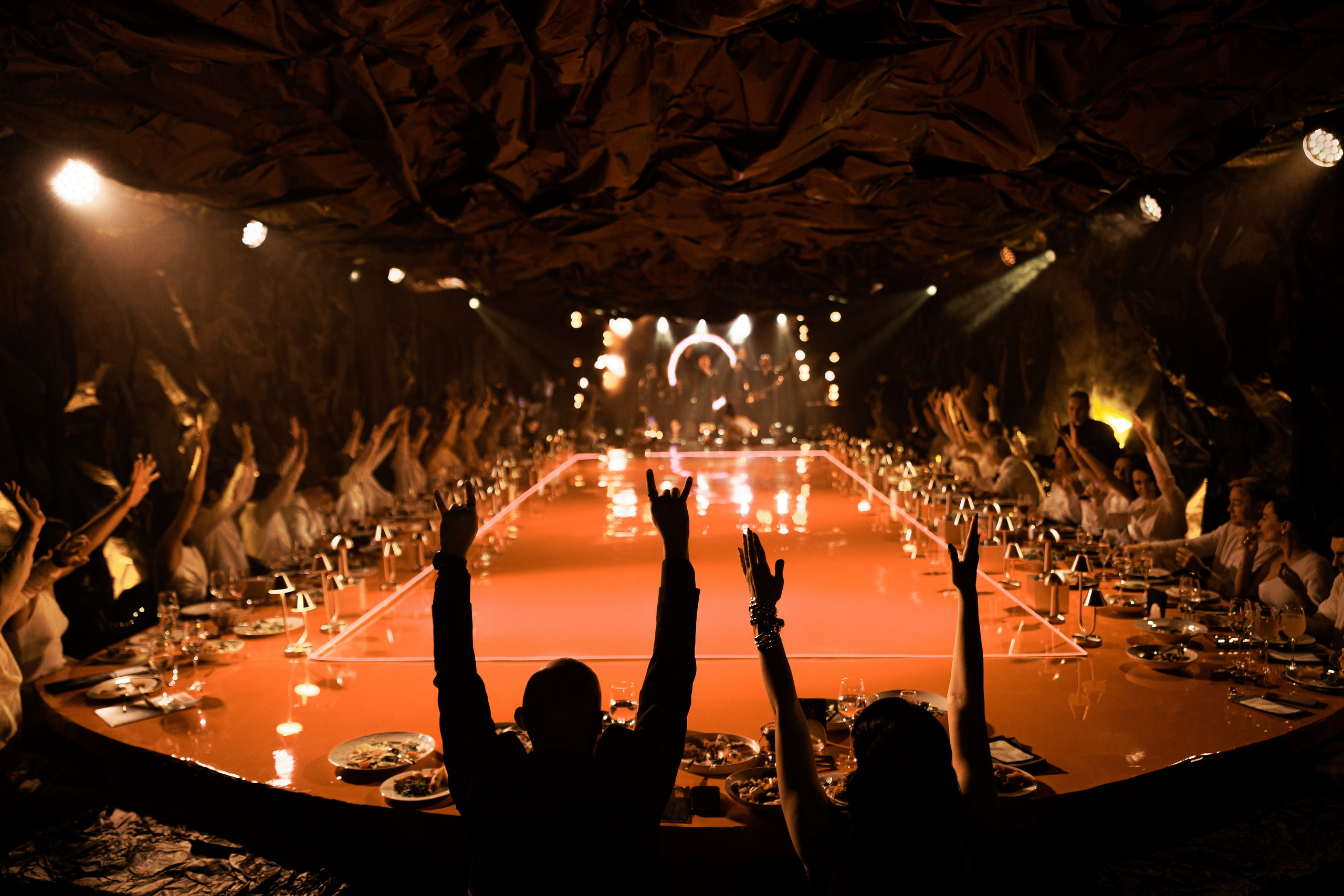 VOLCANO VIBES | E & E. Свадебный и event-фотограф Иван Волнухин