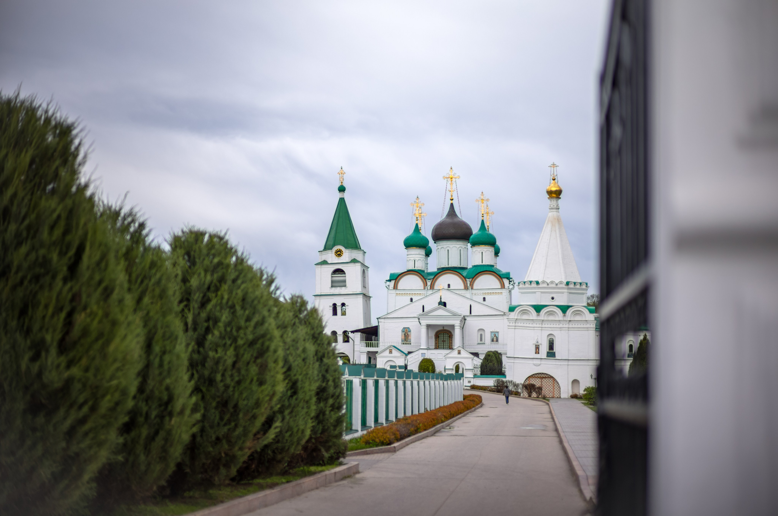 Вид на Печерский монастырь в Нижнем Новгороде 