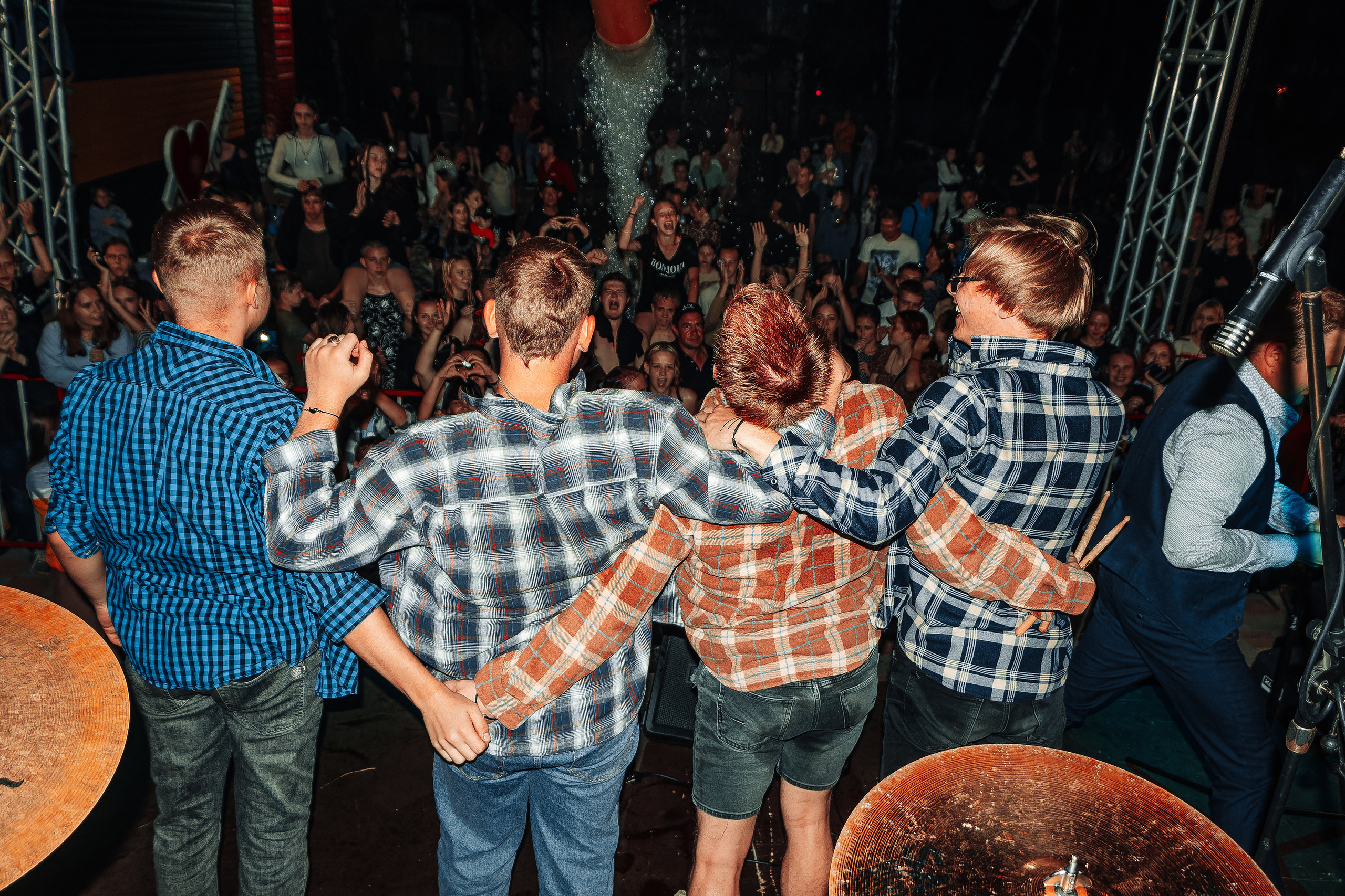 Концерт Лучегорск. Фотограф Артём Ющенко