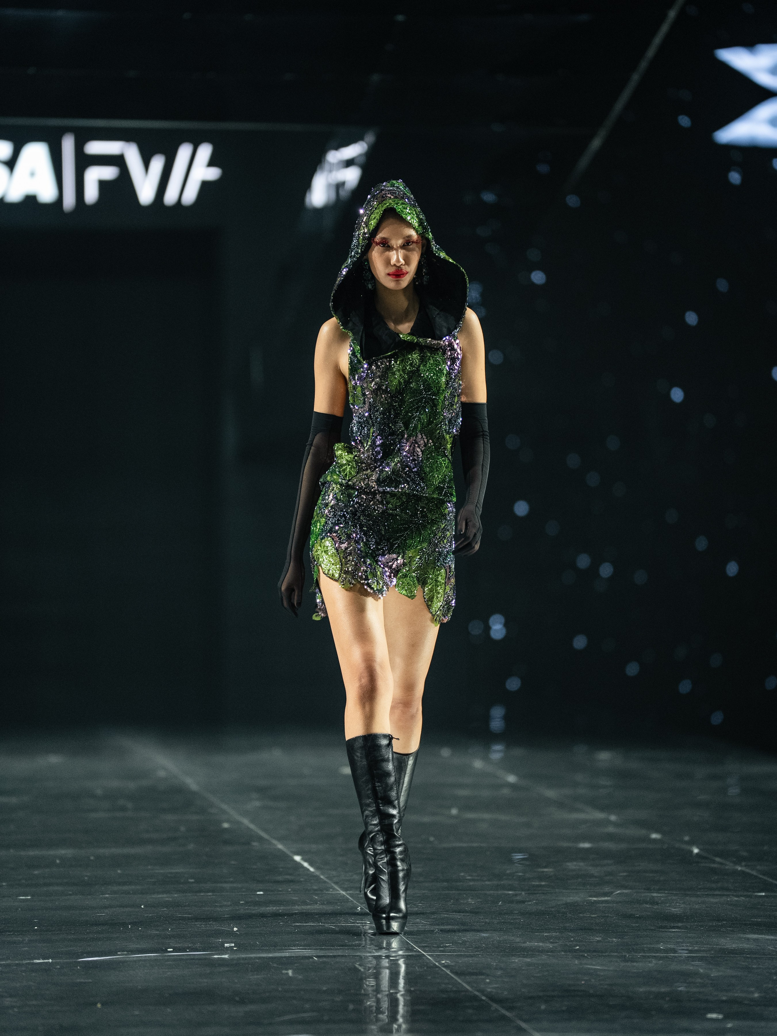Visa Fashion Week YESYES. Сайт Алматинского НЮ АРТ, будуар и фэшн фотографа Дениса Карпенко