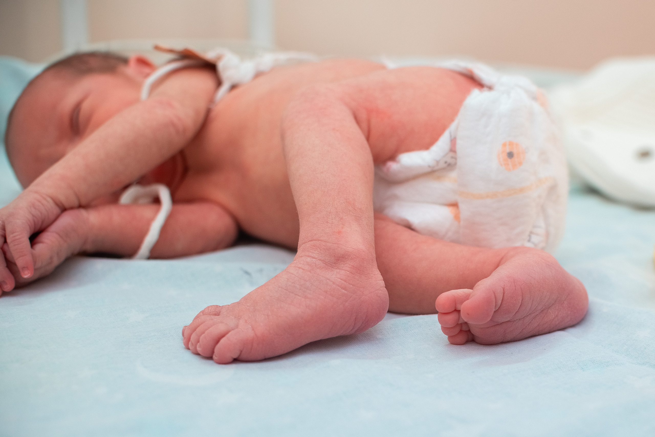 Выписка Натальи МиД. Семейный фотограф на выписку из роддома и крещение Минск Настя Гришук