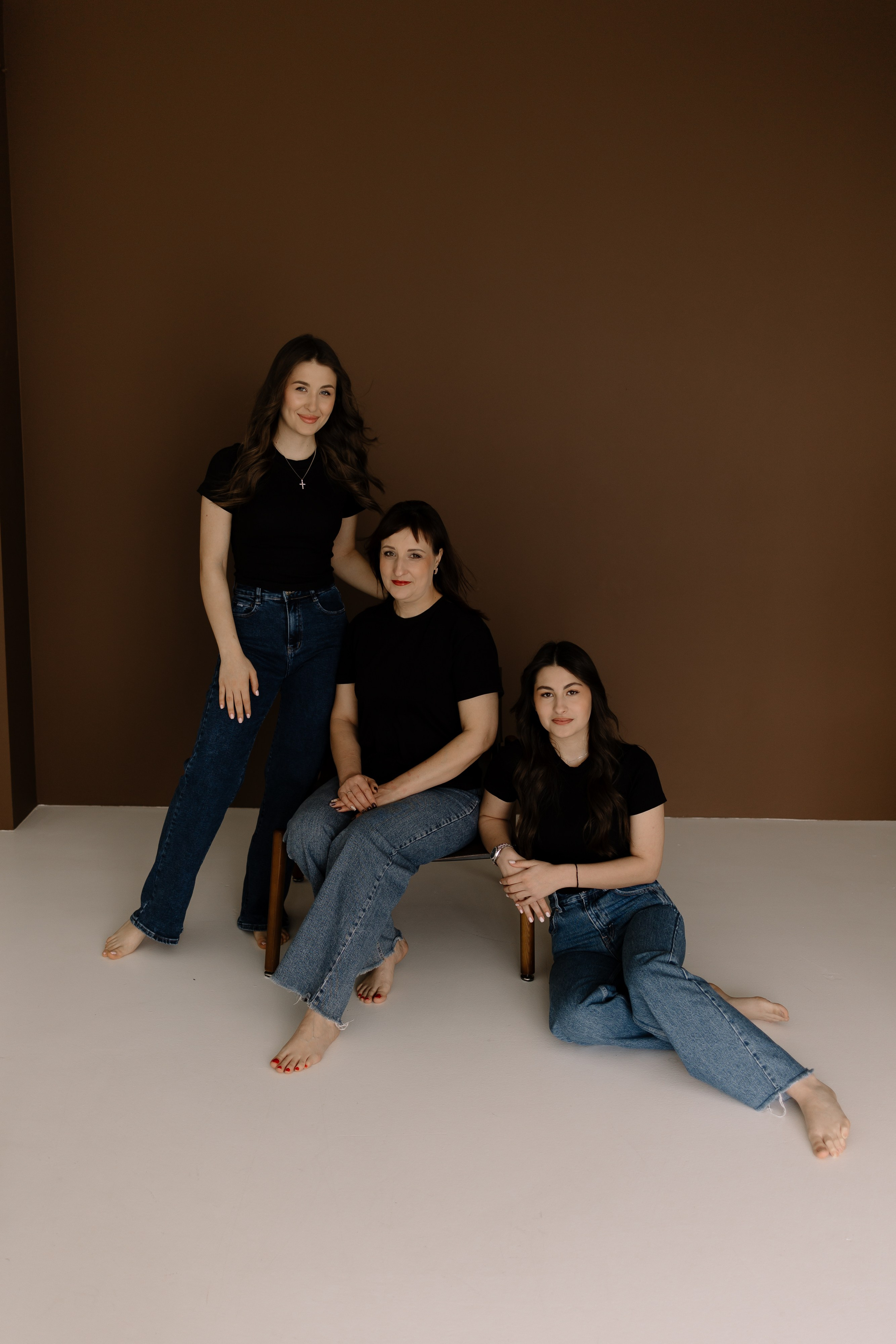 Мама и взрослые дочки. Семейный фотограф в Краснодаре Храмова Анна