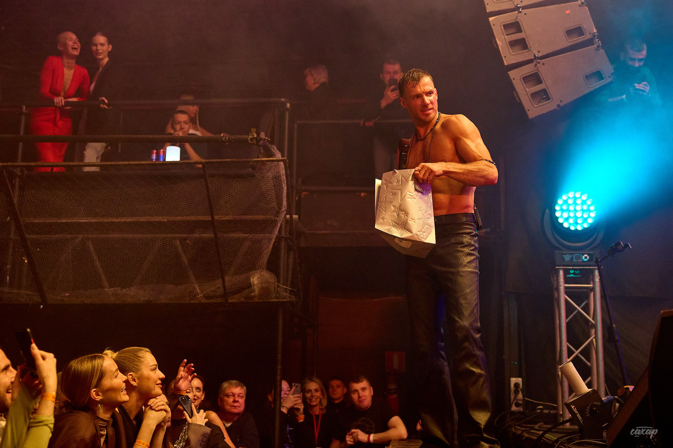 Олег Майами. Профессиональный фотограф в Екатеринбурге Юра Сахар