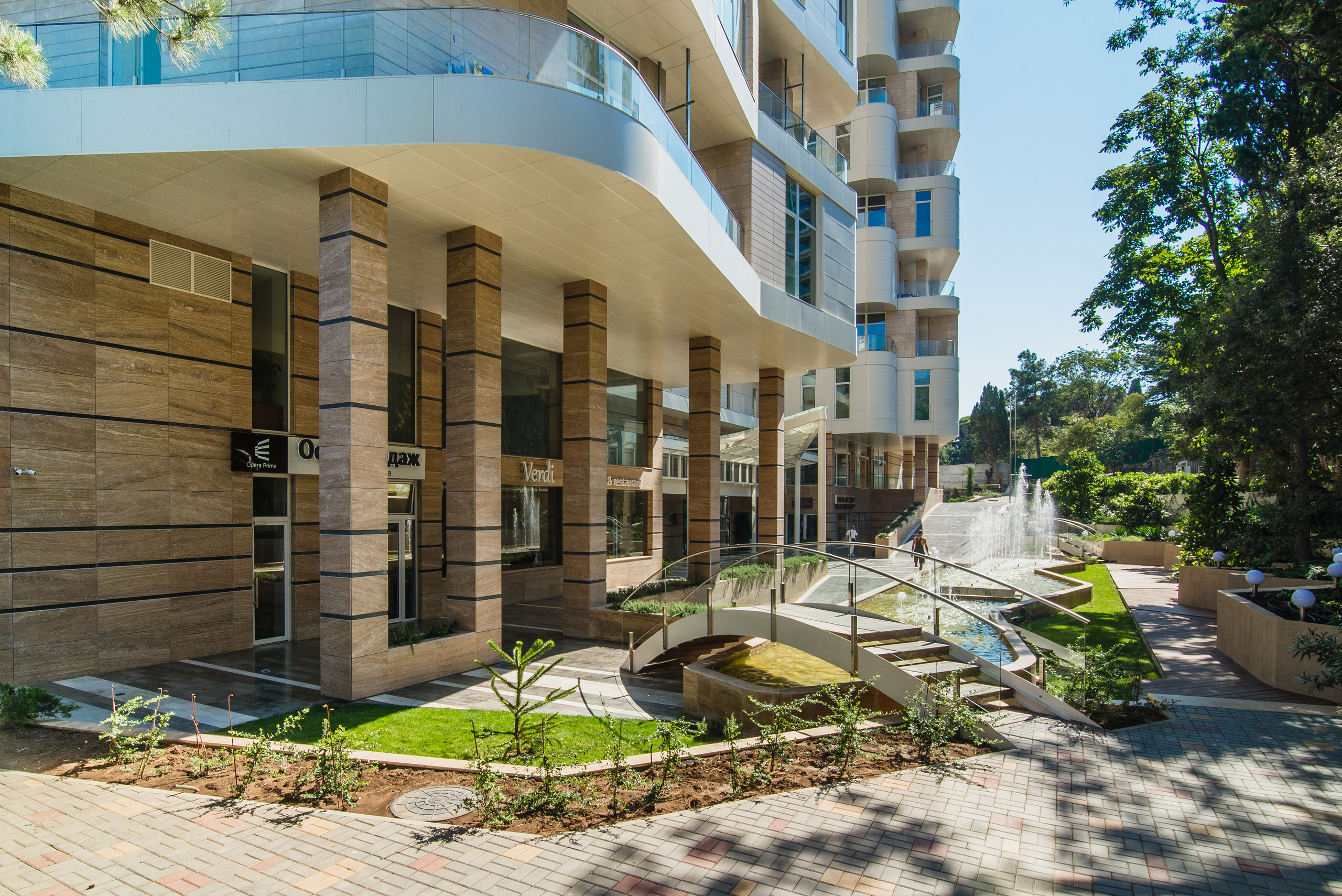 Архитектурная съемка жилого комплекса "Opera Prima" в Ялте. Фотограф интерьеров Фотосъемка рекламы в Ялте и по Крыму