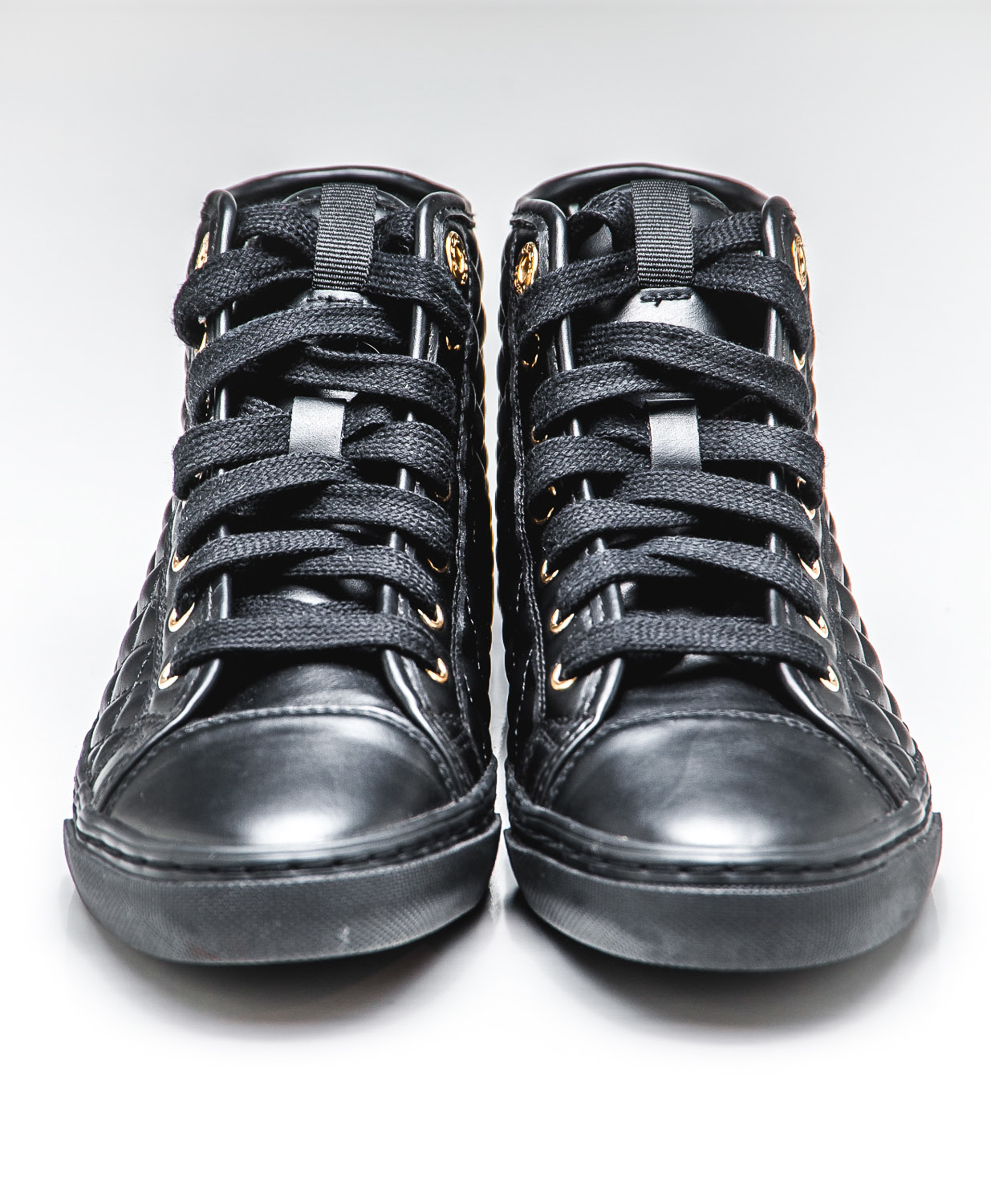 Фотосъемка обуви для каталога и сайта магазина. Фотограф интерьеров Фотосъемка рекламы в Ялте и по Крыму