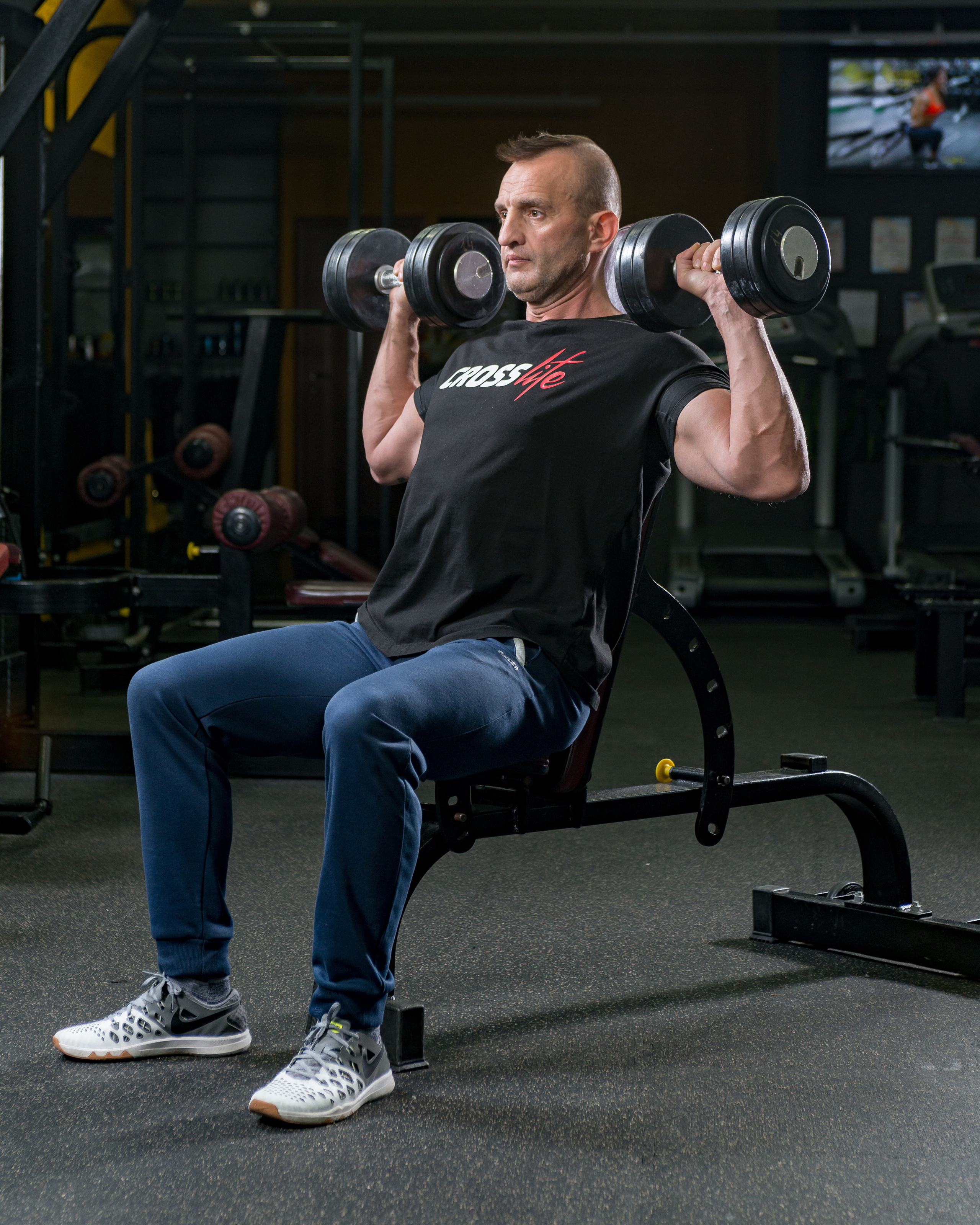 Рекламная фотосессия для тренажерного зала "CrossLife" в Ялте. Фотограф интерьеров Фотосъемка рекламы в Ялте и по Крыму