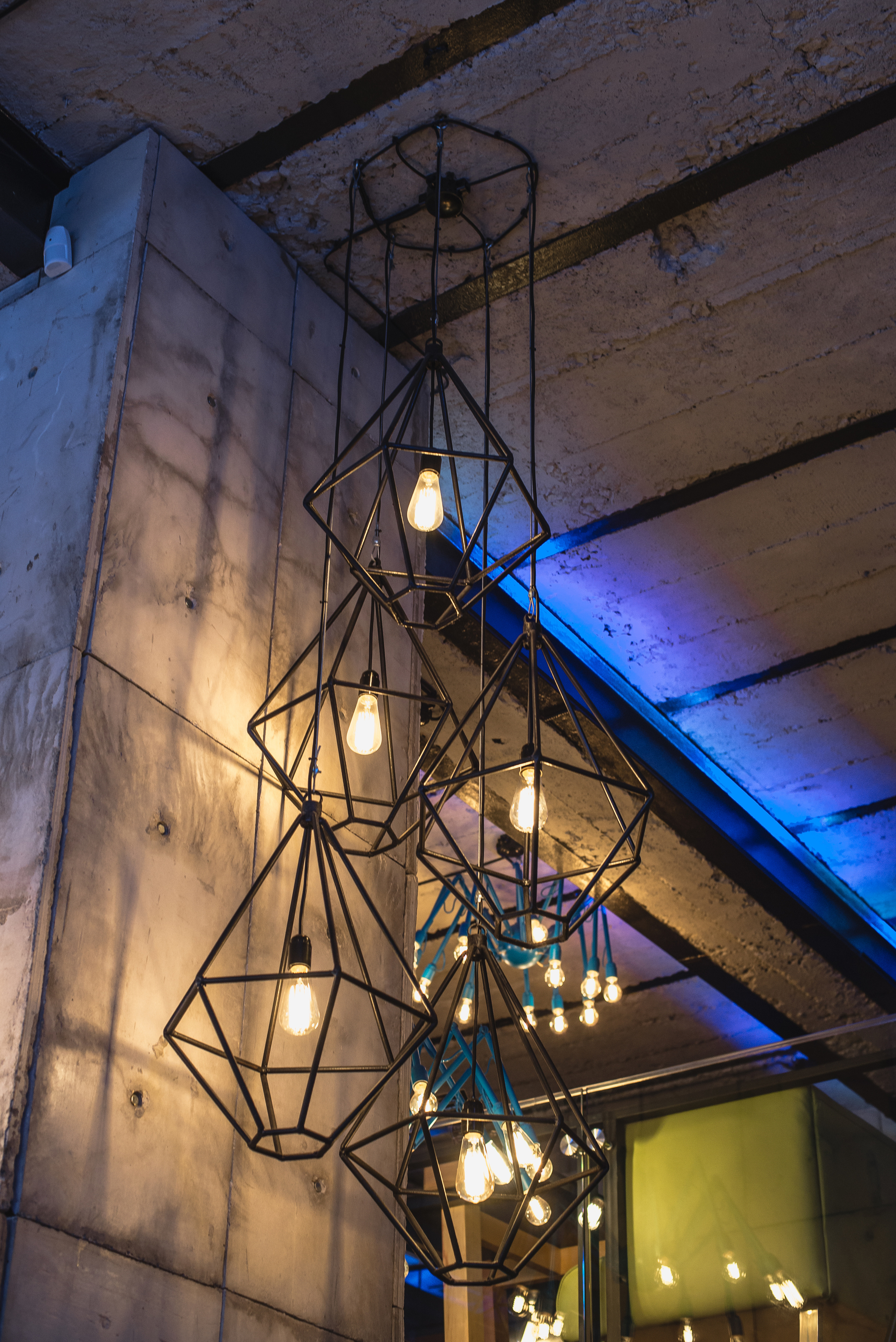 Съемка для портфолио дизайн-бюро ATMOSFERA - кафе "LOFT" в Ялте. Фотограф интерьеров Фотосъемка рекламы в Ялте и по Крыму