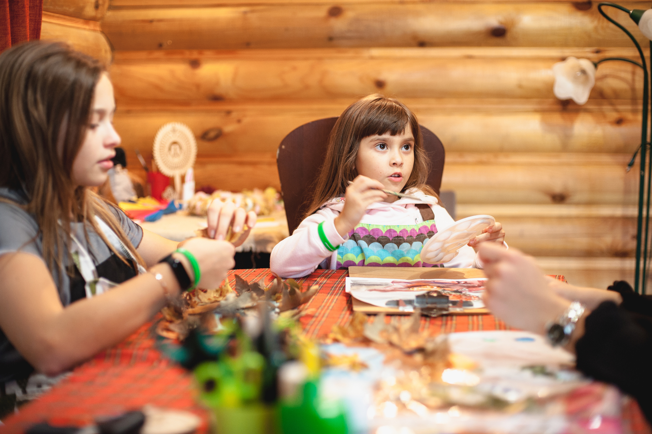 Рекламная фотосессия "Семейный отдых" в эко-отеле "Поляна Сказок" в Ялте. Фотограф интерьеров Фотосъемка рекламы в Ялте и по Крыму