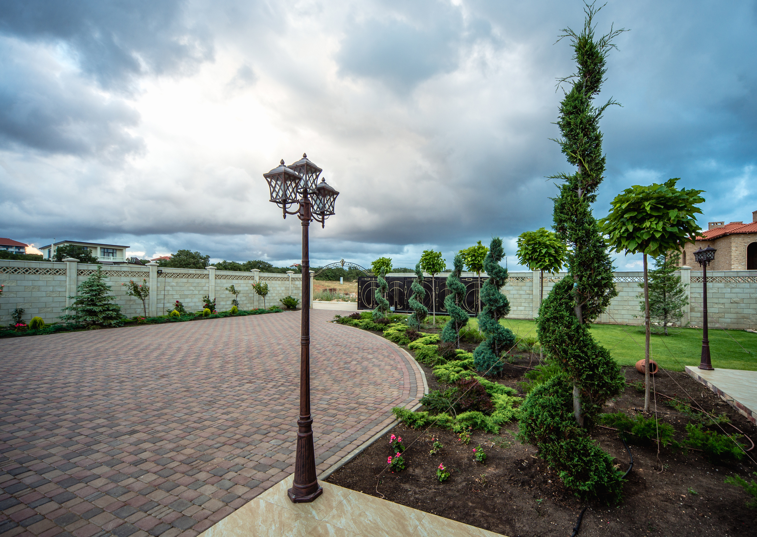 Фотосъемка дома для продажи на берегу моря г. Севастополь, мыс Фиолент. Фотограф интерьеров Фотосъемка рекламы в Ялте и по Крыму