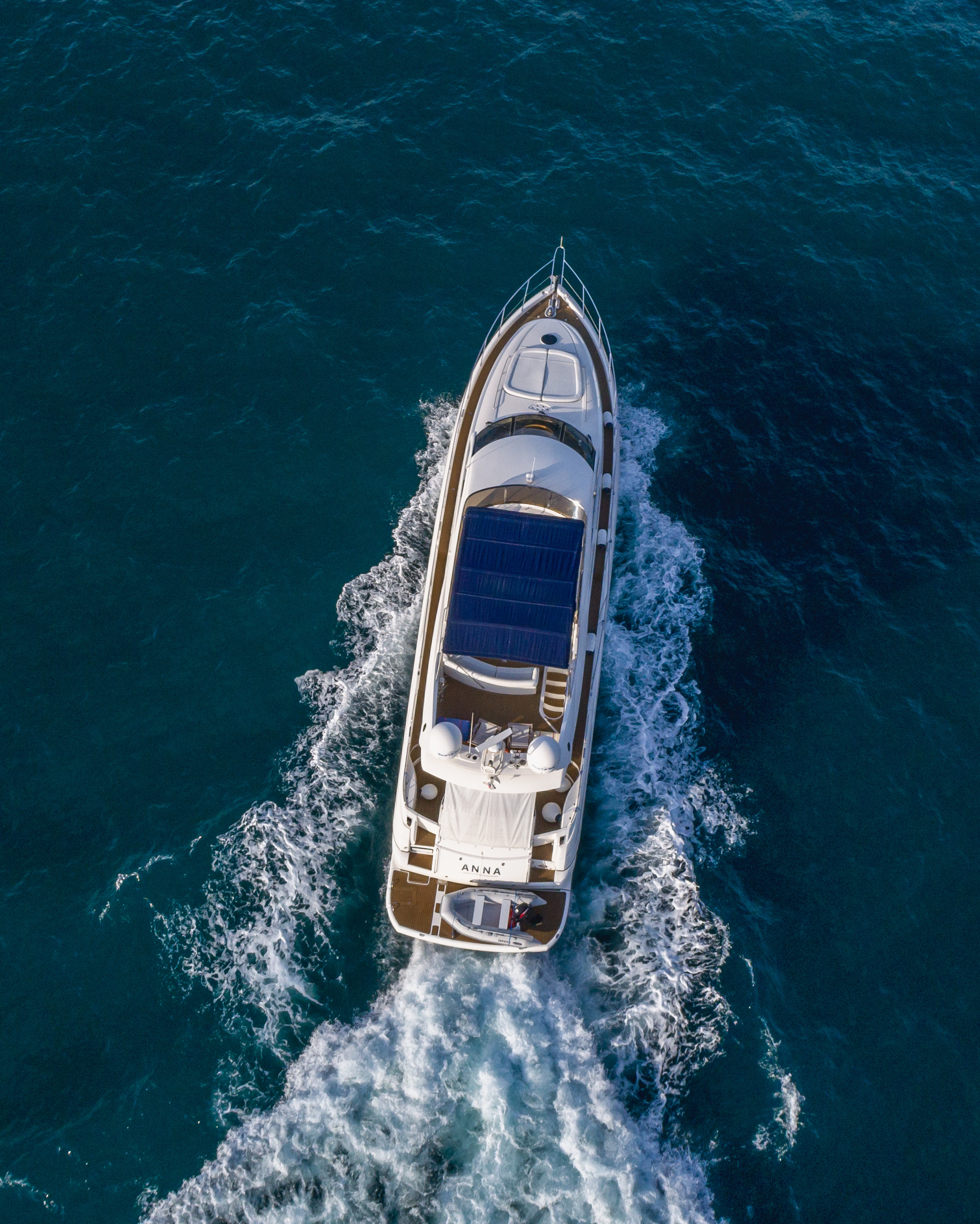 Фотосъемка яхты для рекламного буклета и сайта. Фотограф интерьеров Фотосъемка рекламы в Ялте и по Крыму