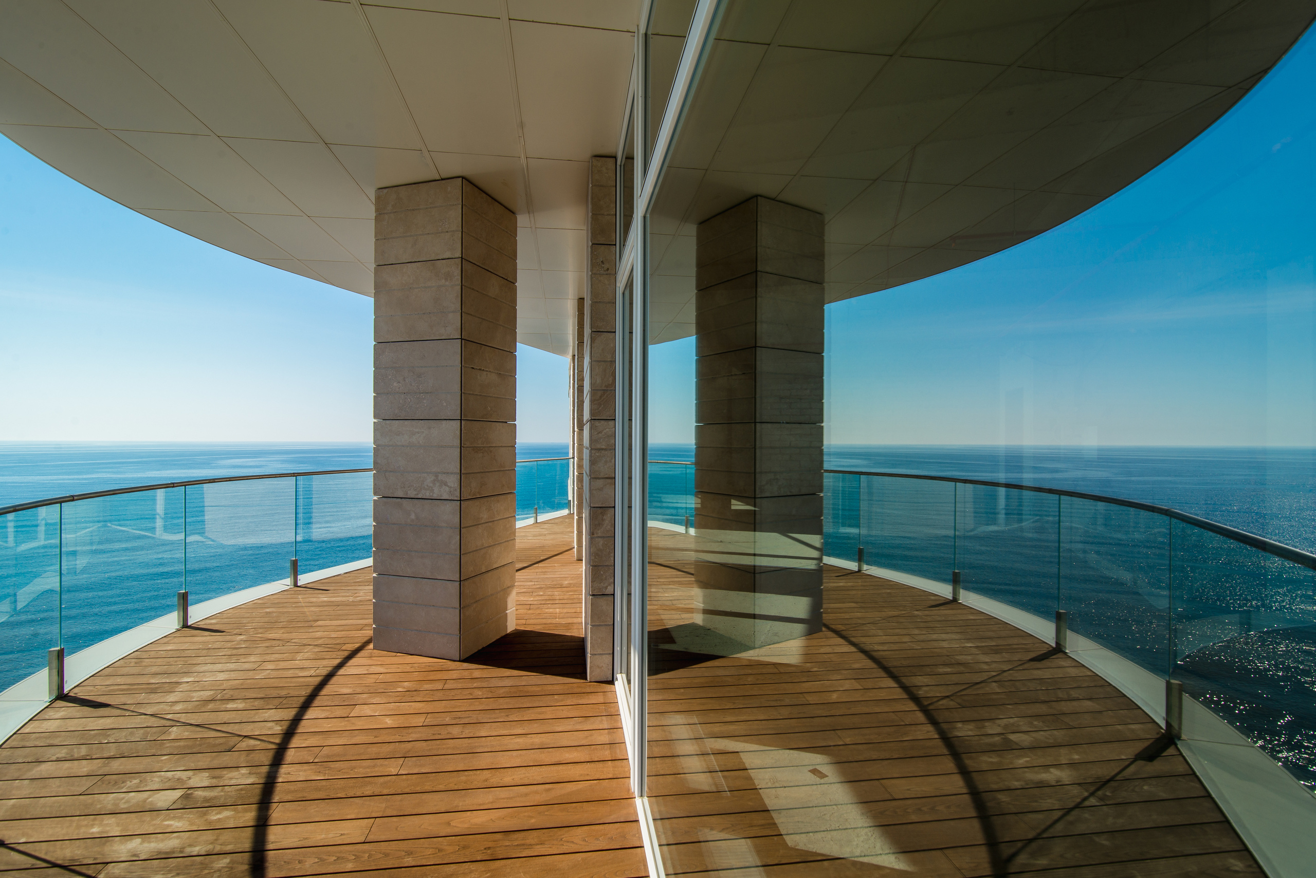 Архитектурная съемка жилого комплекса "Opera Prima" в Ялте. Фотограф интерьеров Фотосъемка рекламы в Ялте и по Крыму