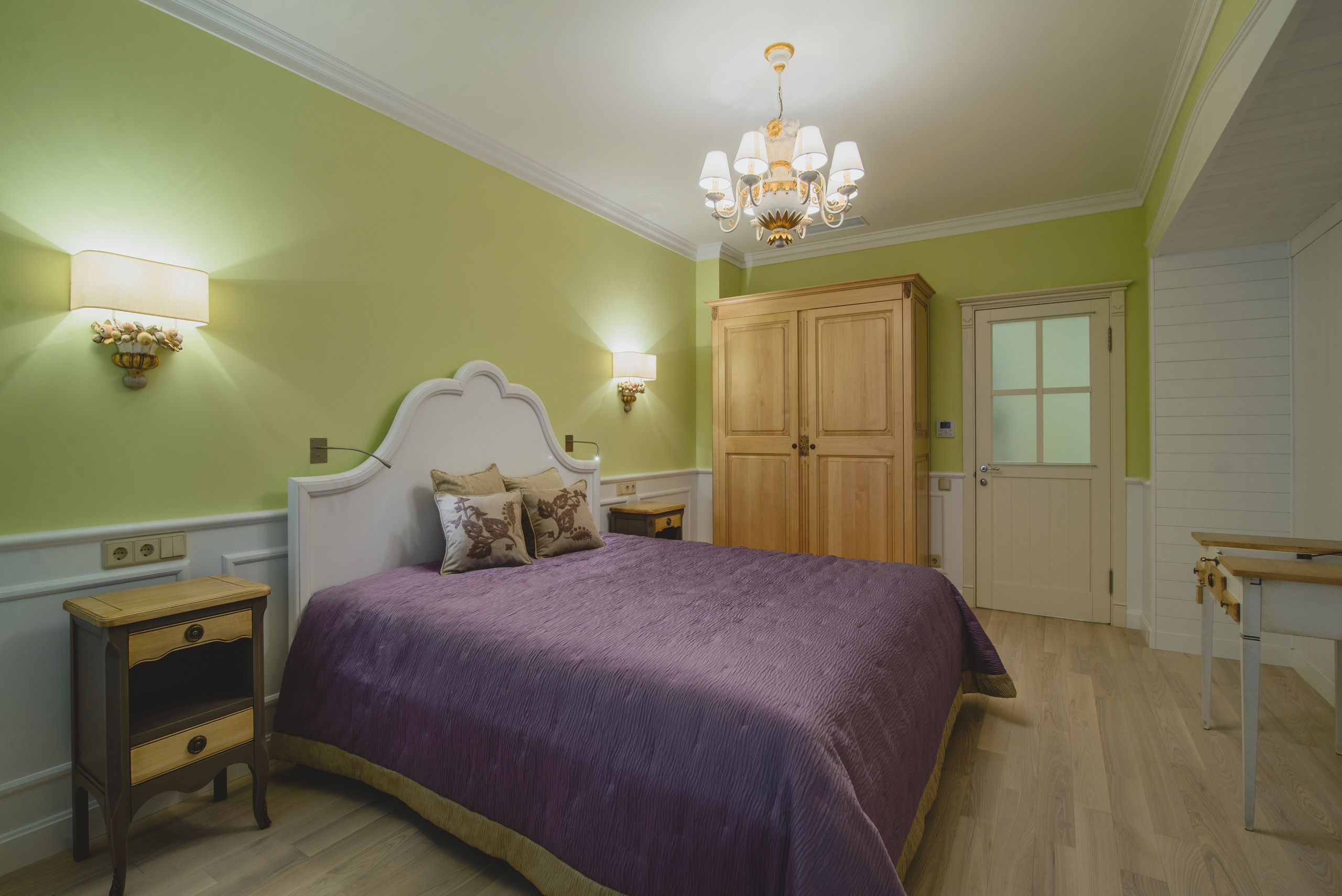 Фотосессия квартиры в жилом комплексе Omega по заказу дизайн-студии Вellarte. Фотограф интерьеров Фотосъемка рекламы в Ялте и по Крыму