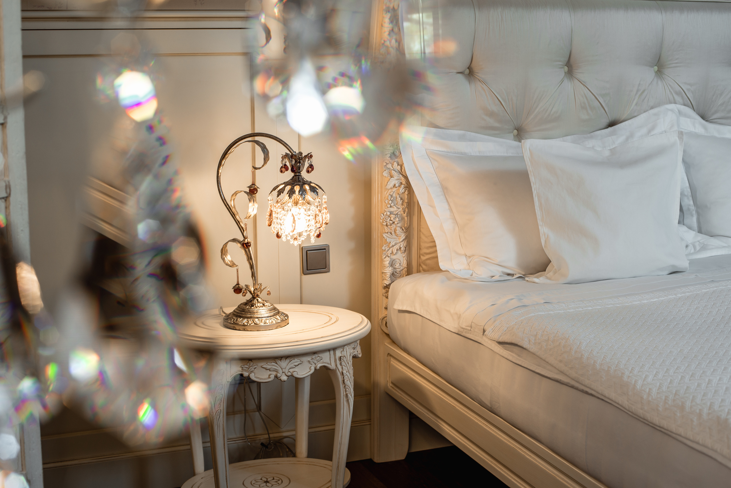 Фотосессия деталей интерьера для отеля Вилла София в Ялте. Фотограф интерьеров Фотосъемка рекламы в Ялте и по Крыму