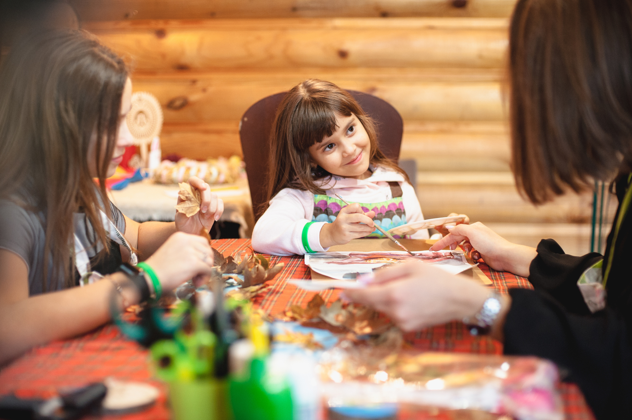 Рекламная фотосессия "Семейный отдых" в эко-отеле "Поляна Сказок" в Ялте. Фотограф интерьеров Фотосъемка рекламы в Ялте и по Крыму