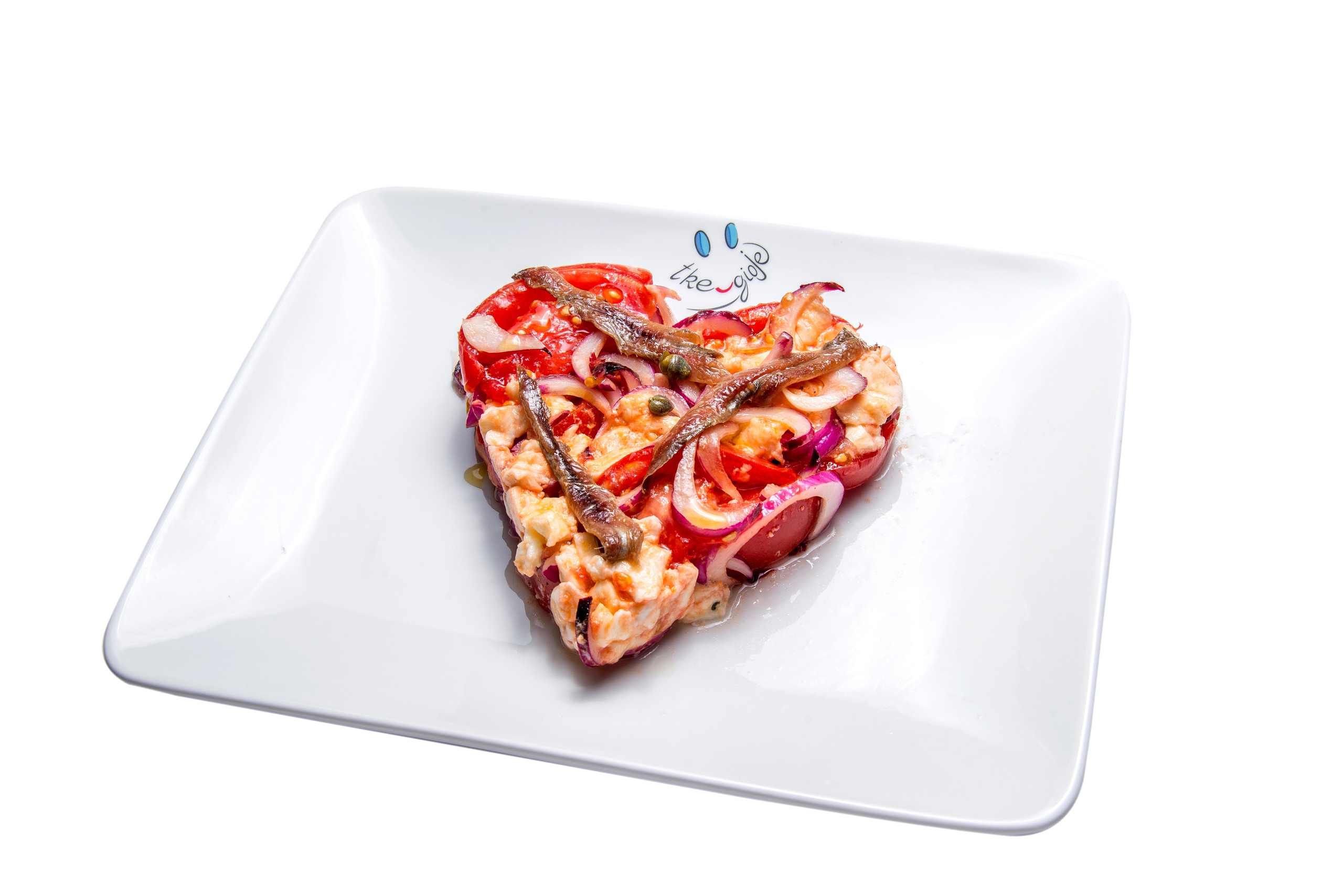 Фотосъемка осовных блюд на белом фоне для меню и сайта ресторана "Tre Gioje". Фотограф интерьеров Фотосъемка рекламы в Ялте и по Крыму