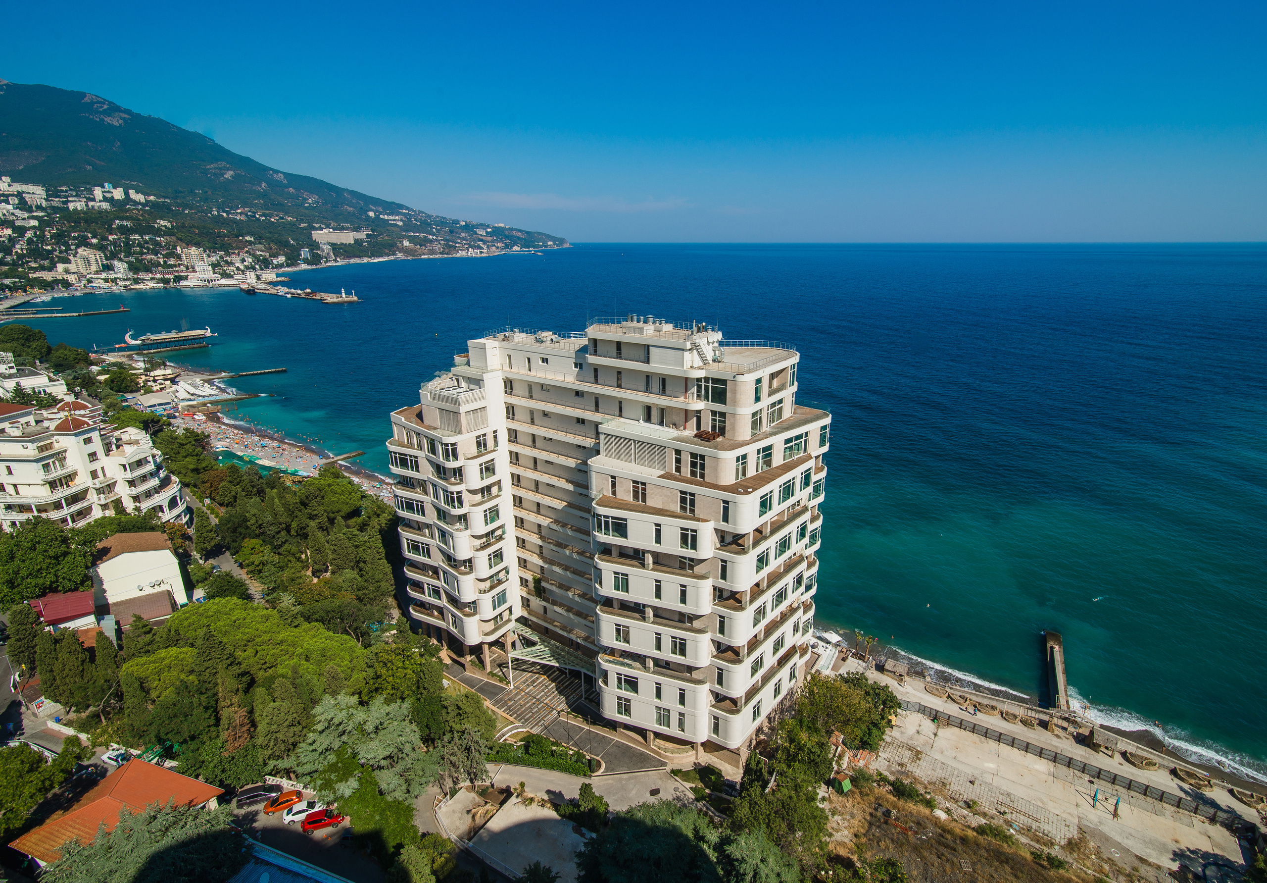 Архитектурная съемка жилого комплекса "Opera Prima" в Ялте. Фотограф интерьеров Фотосъемка рекламы в Ялте и по Крыму