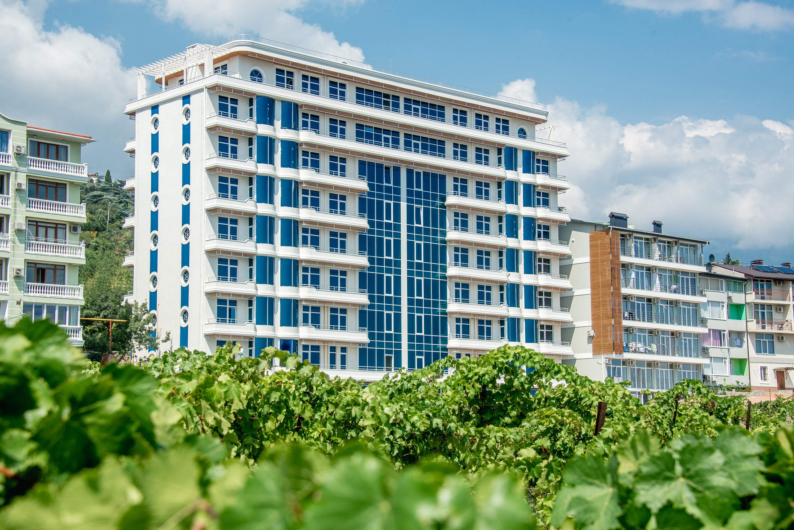 Динамика строительства и финальная фотосессия перед сдачей в эксплуатацию дома …. Фотограф интерьеров Фотосъемка рекламы в Ялте и по Крыму