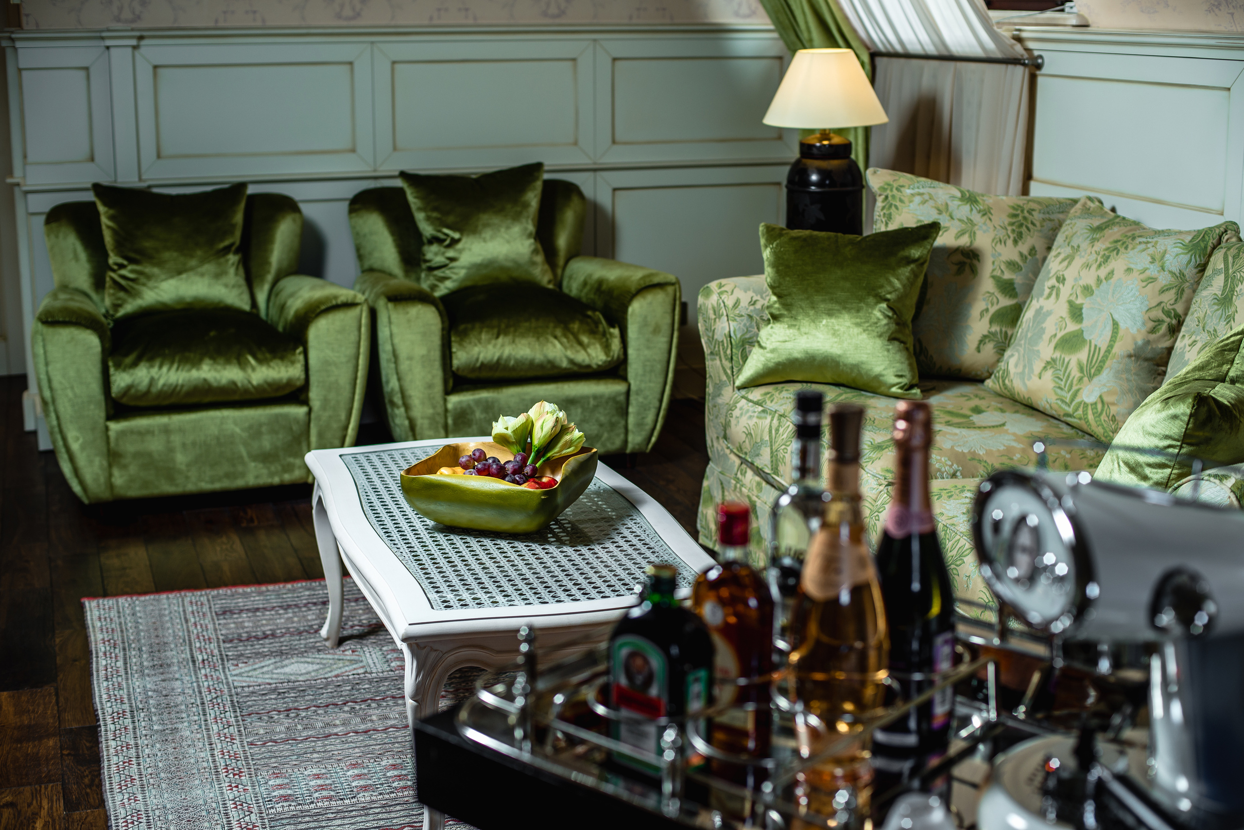 Фотосессия деталей интерьера для отеля Вилла София в Ялте. Фотограф интерьеров Фотосъемка рекламы в Ялте и по Крыму