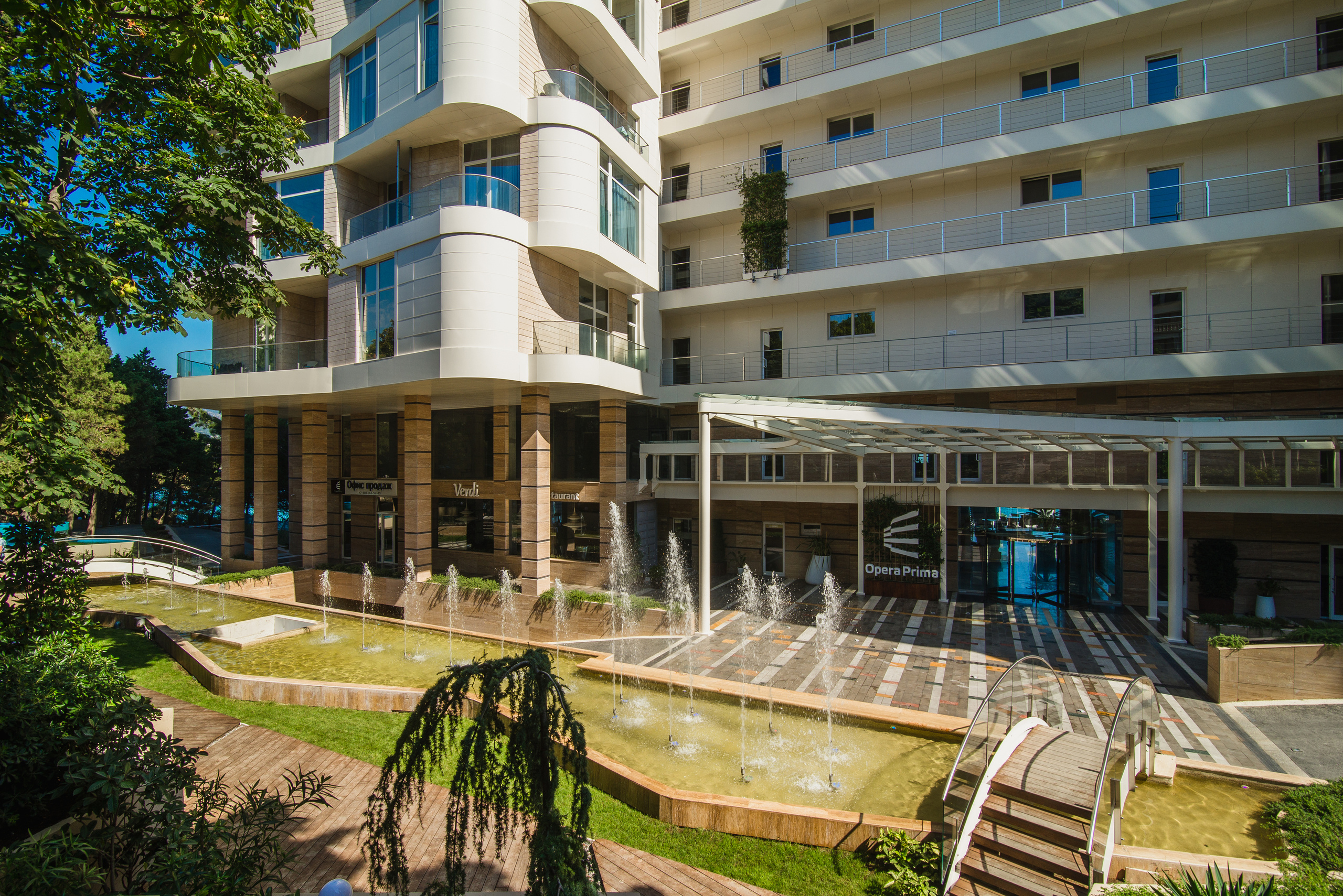 Архитектурная съемка жилого комплекса "Opera Prima" в Ялте. Фотограф интерьеров Фотосъемка рекламы в Ялте и по Крыму