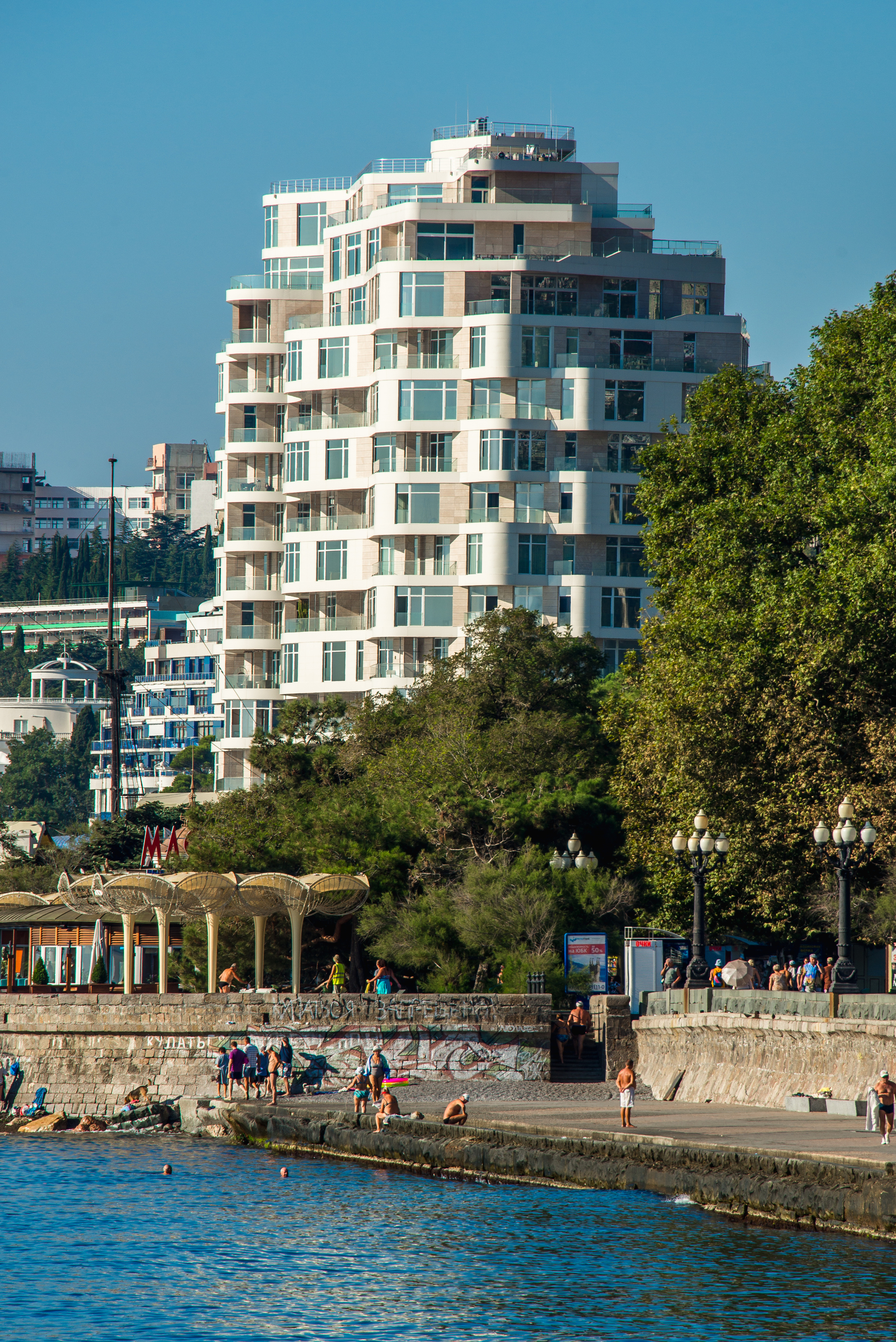 Архитектурная съемка жилого комплекса "Opera Prima" в Ялте. Фотограф интерьеров Фотосъемка рекламы в Ялте и по Крыму