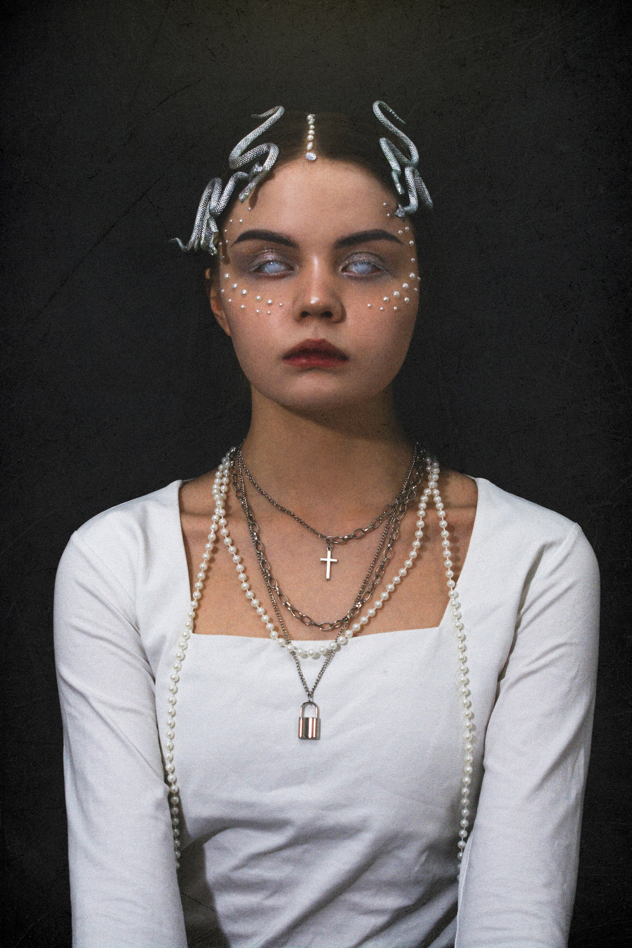 Snakes. Vcut studio| Фотограф Валерия Мустаева