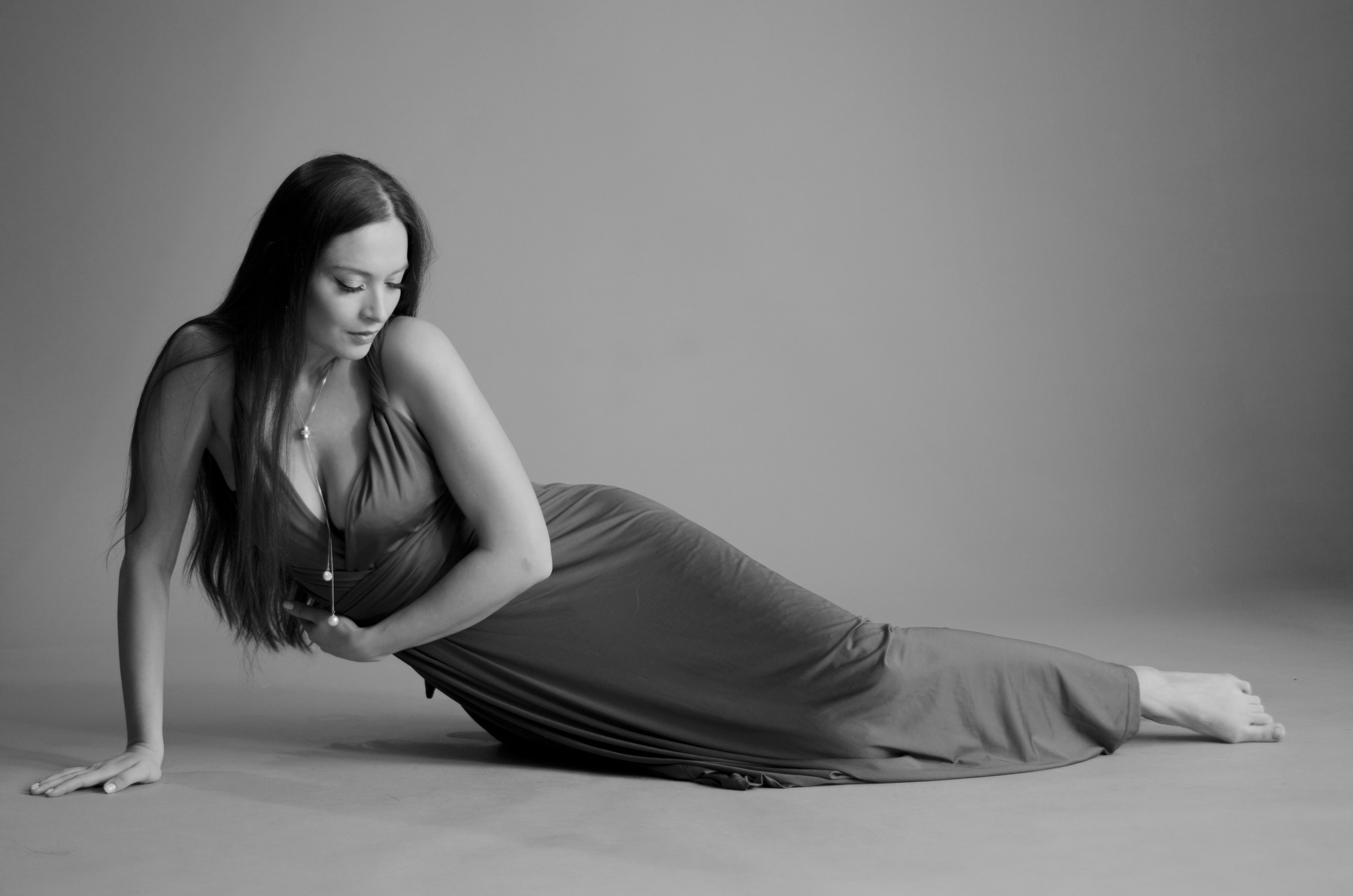 Женский портрет: classic. Фотограф Марина Доглядная Челябинск фотосессии с лошадьми, мотоциклами