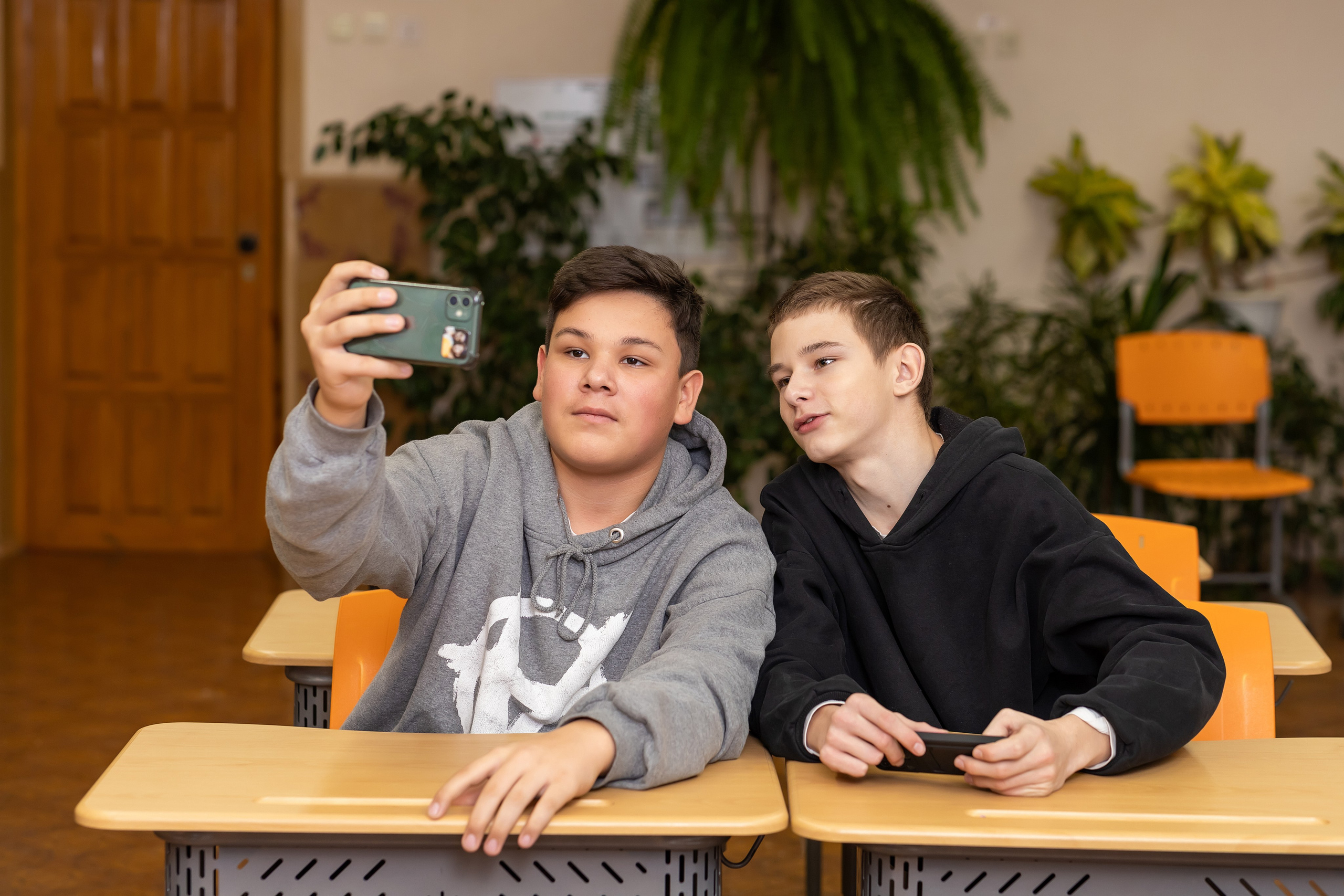 Примеры фото СТАРШИЕ КЛАССЫ. Фотограф Радужный ХМАО, Школьный фотограф, семейный фотограф, выпускной альбом