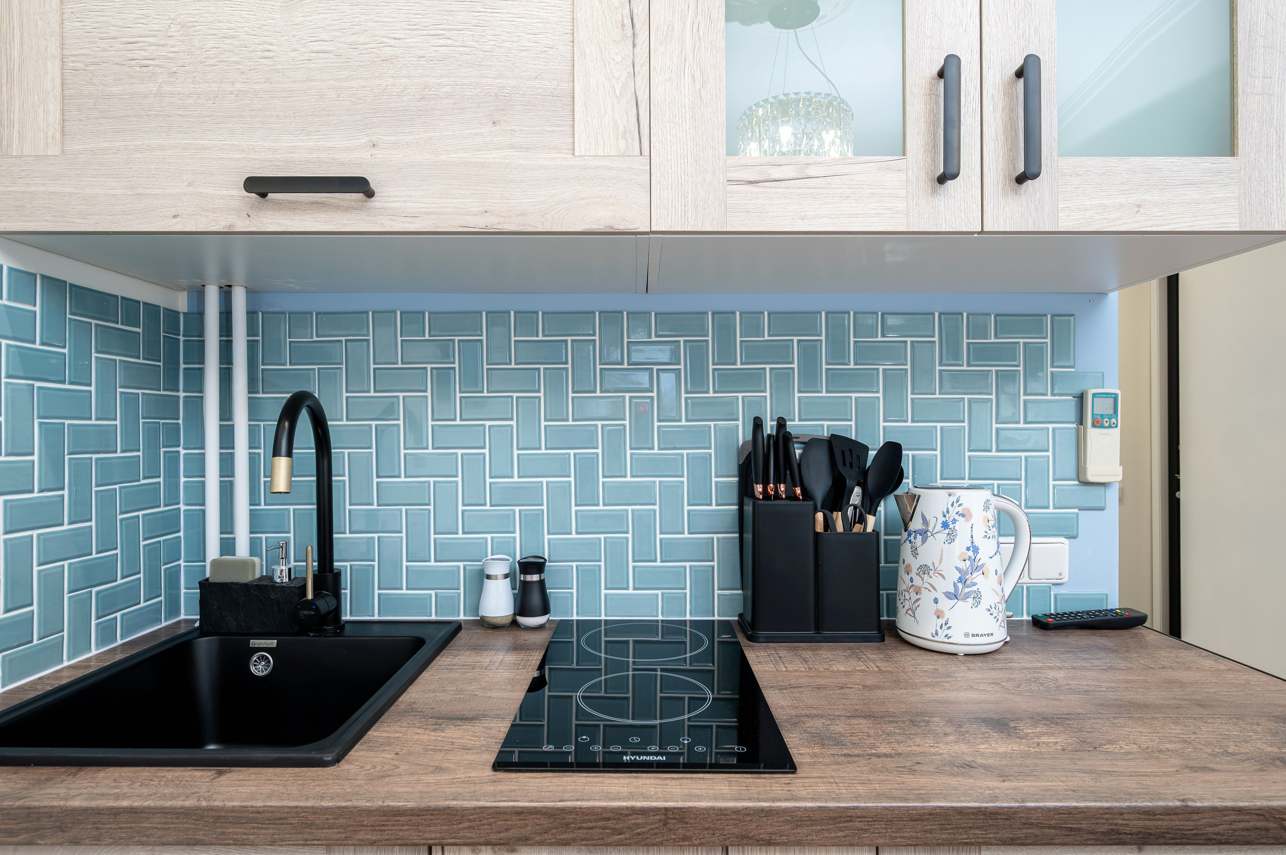 Студия под аренду. Интерьерный фотограф. Фото- видеосъемка недвижимости Санкт-Петербург