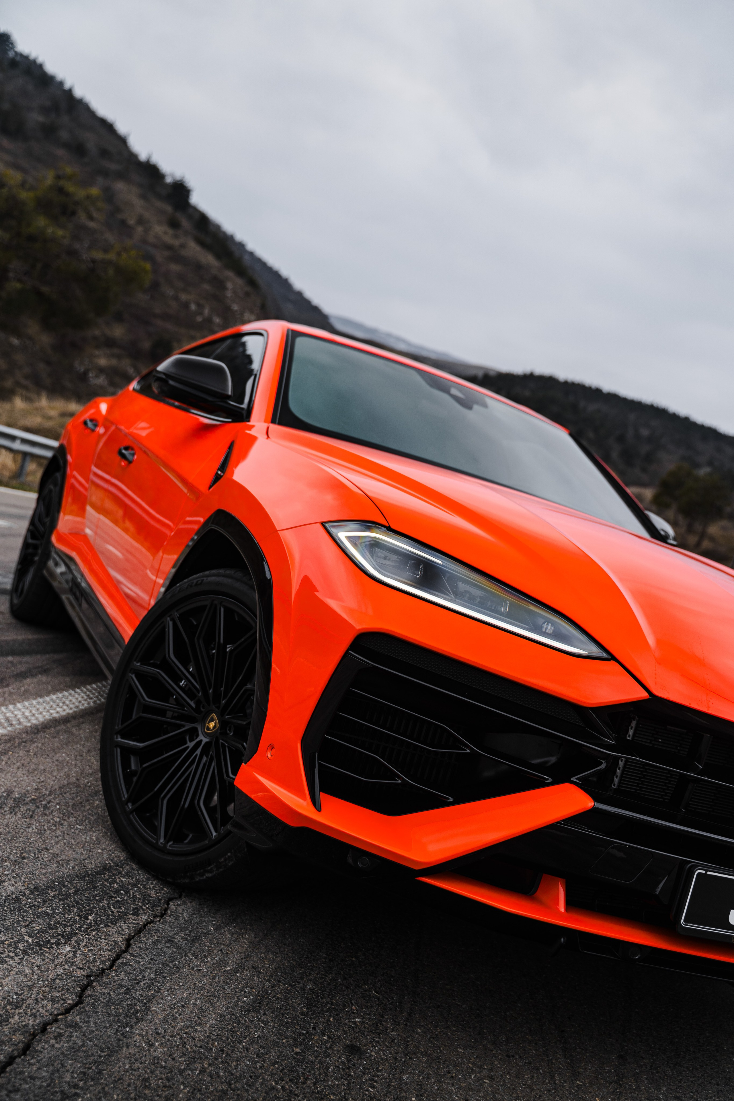 Lamborghini Urus SE. Автомобильный и просто лучший фотограф в Сочи Nikita No Name