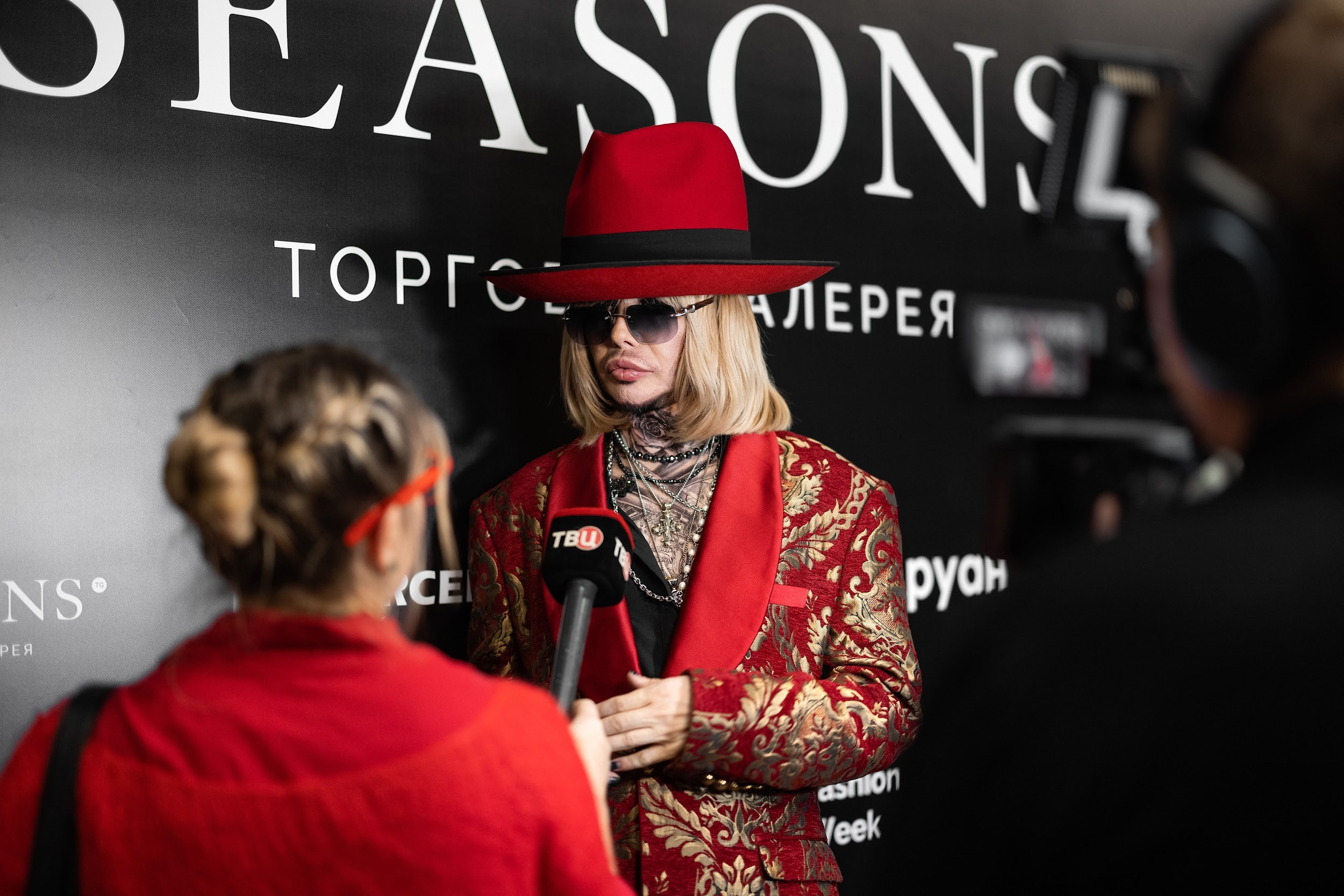 Season Fashion Week 2022. Kirillova Studio — мастерская декора и событий Юли Кирилловой