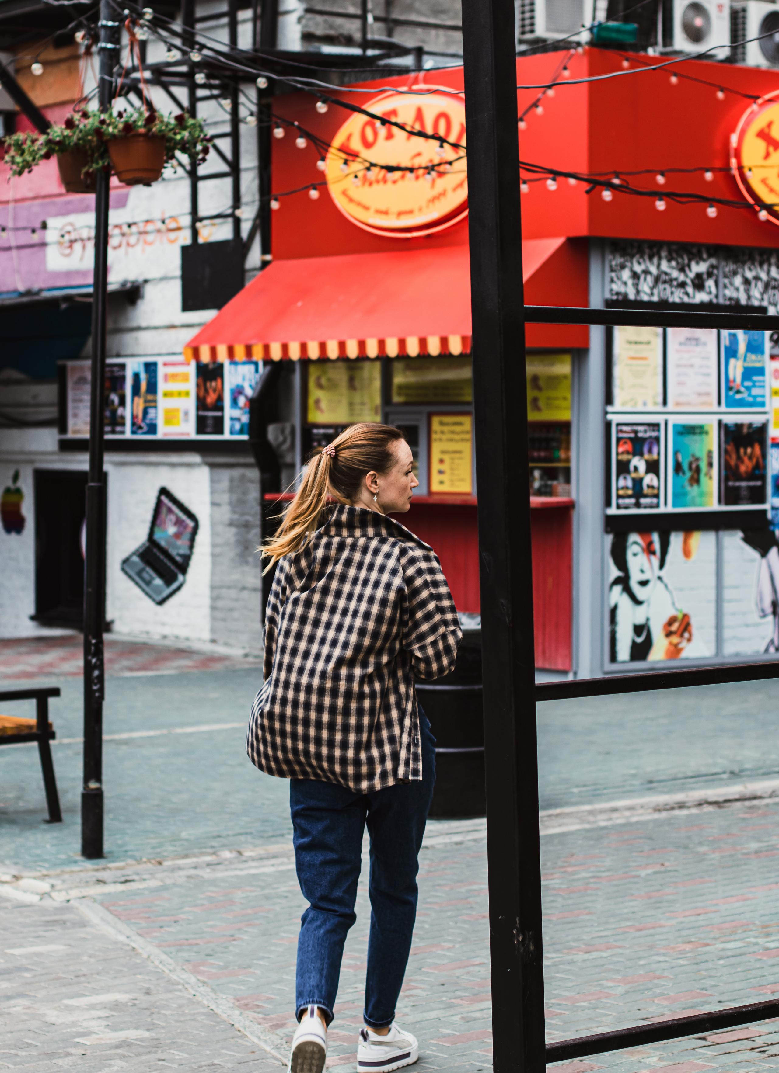 Стрит-фотография, она же — уличная фотография. Денис Климачев. Фотограф. Город Новосибирск