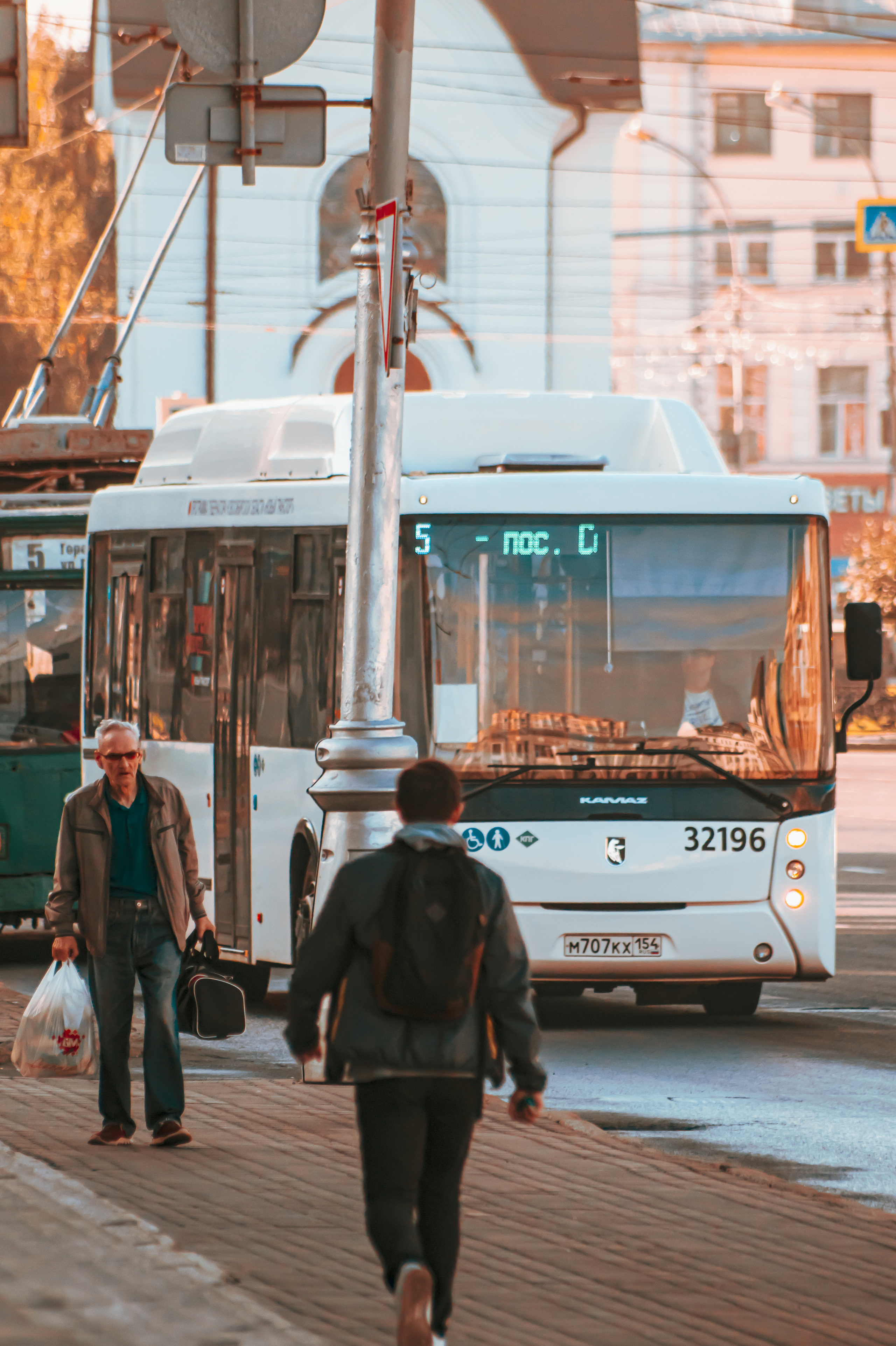 Стрит-фотография, она же — уличная фотография. Денис Климачев. Фотограф. Город Новосибирск