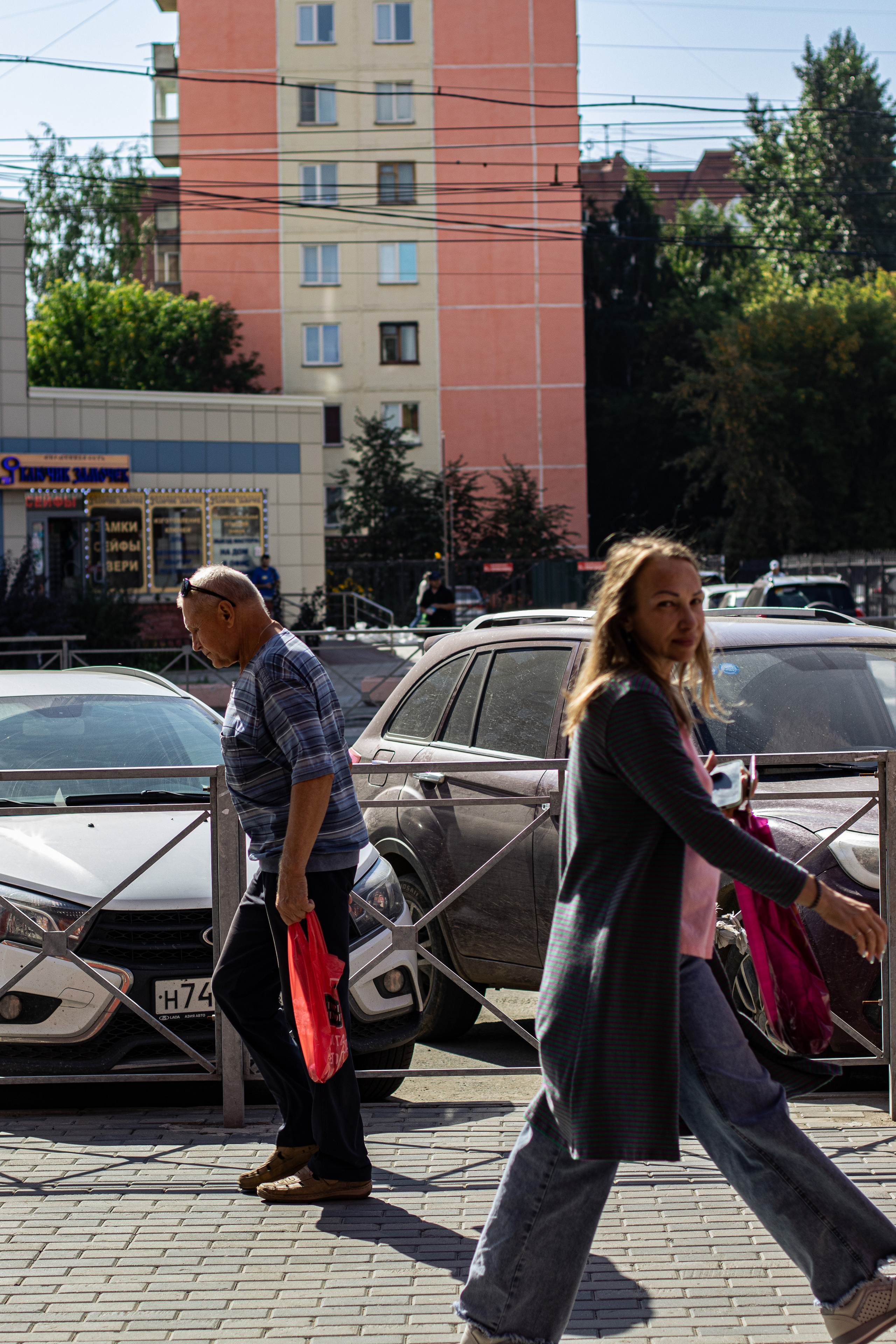 Стрит-фотография, она же — уличная фотография. Денис Климачев. Фотограф. Город Новосибирск