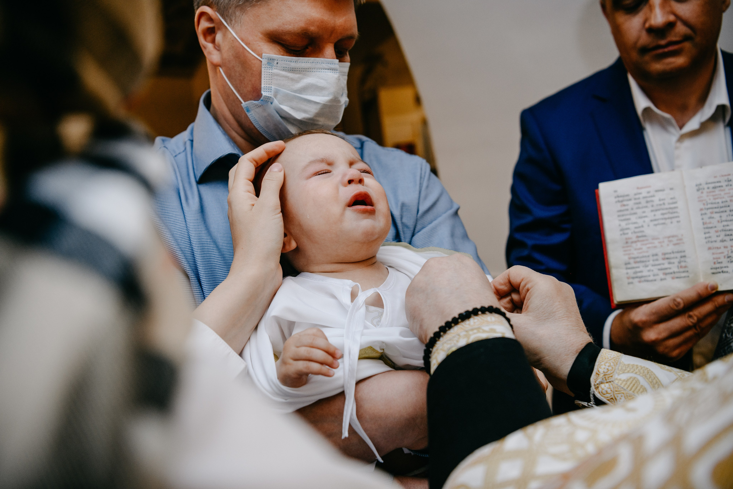 Крещение Александра. Фотограф на выписку из роддома в Москве и МО