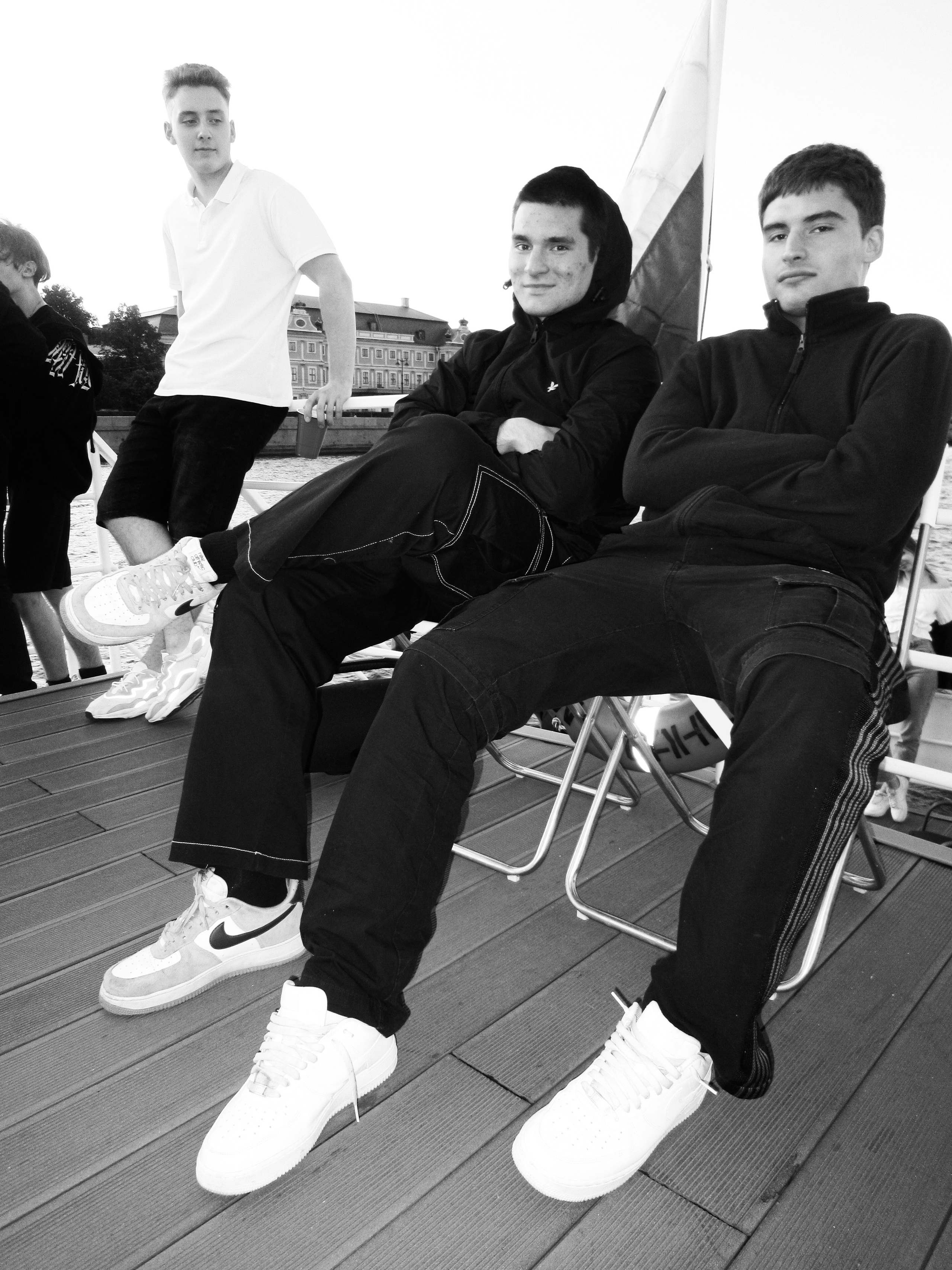 WITHOUT COLOR BUT WITH SWAG. DRIPSTOCK MAG