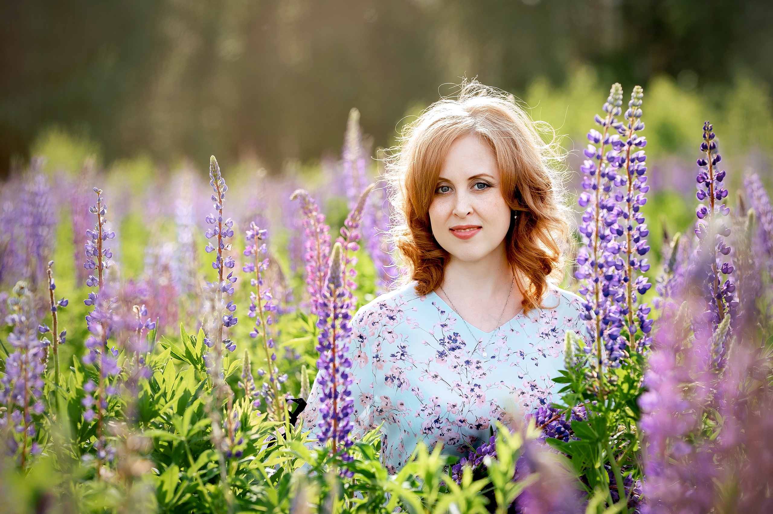 Фотосессия "В ожидании" на природе в Щелково. Цветение люпинов. Свадебный и семейный фотограф Виктория Носачёва. Щелково, Москва и МО