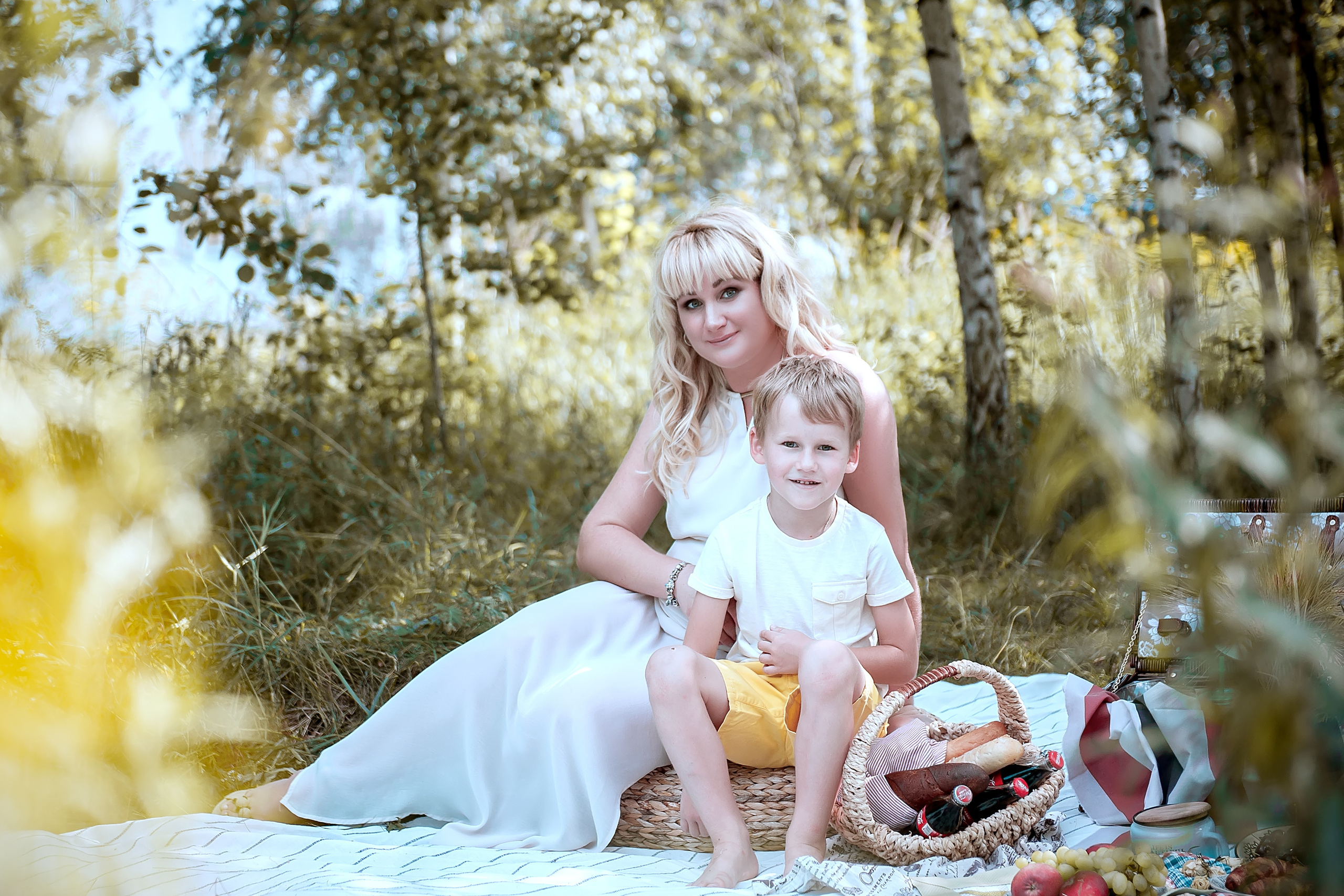 Фотосессия в ожидании малыша в Щелково в стиле "Пикник". Свадебный и семейный фотограф Виктория Носачёва. Щелково, Москва и МО