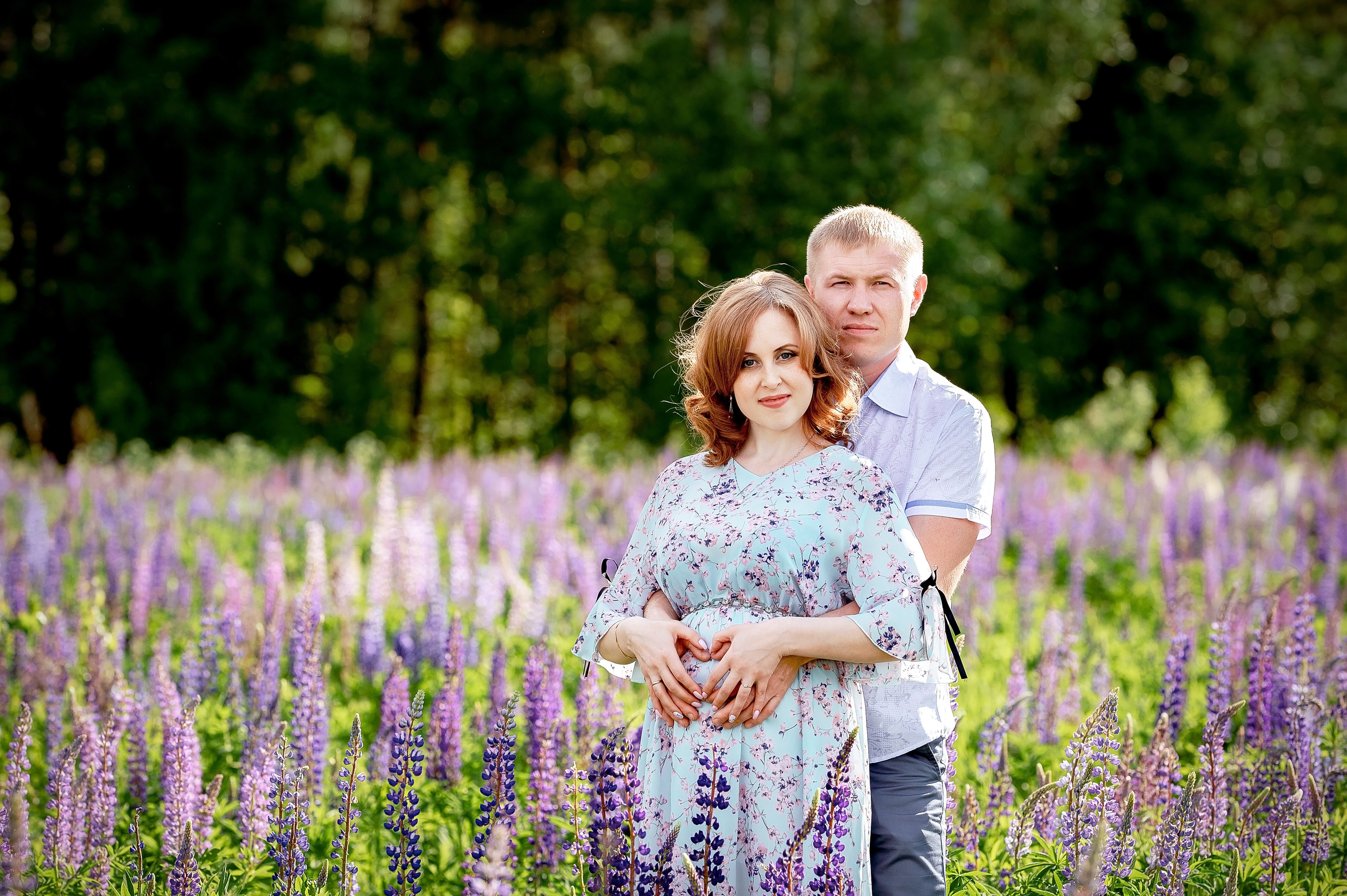 Фотосессия "В ожидании" на природе в Щелково. Цветение люпинов. Свадебный и семейный фотограф Виктория Носачёва. Щелково, Москва и МО