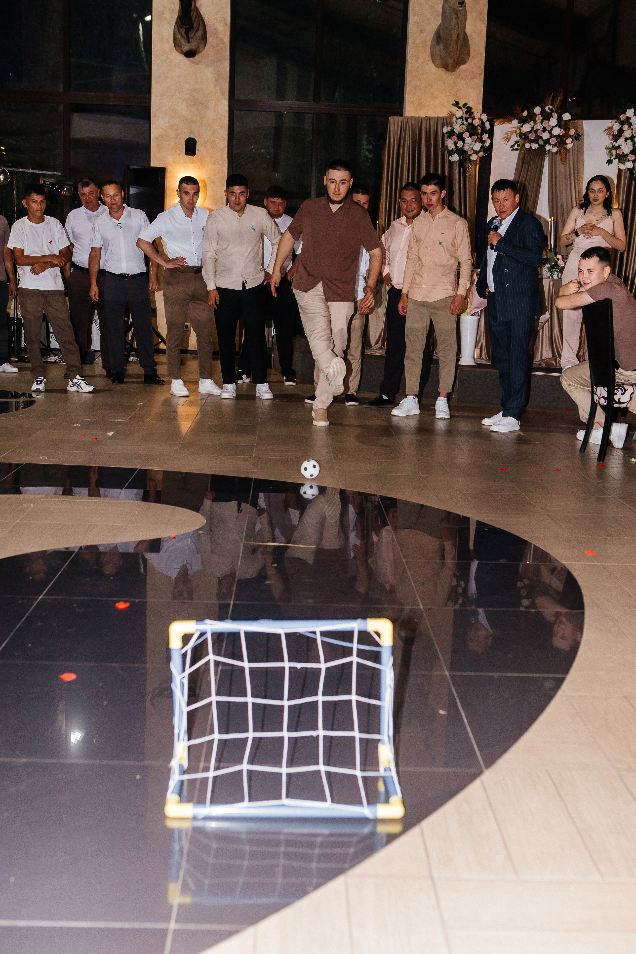 Свадьба в Динопарке. Свадебный фотограф Виктория Чуйко Магнитогорск. Визуал для бизнеса