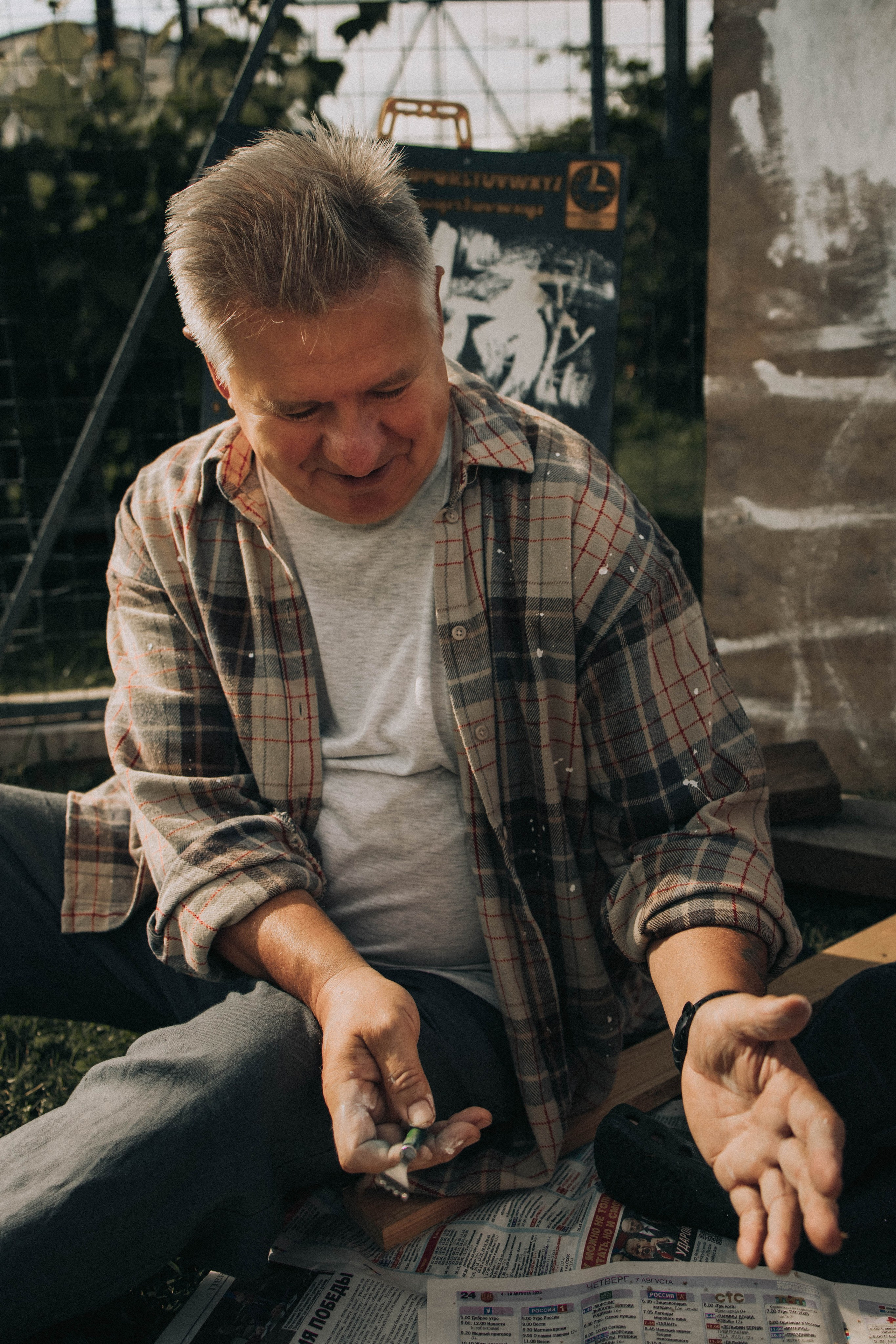 Стройка с дедом. Фотограф lifestylе в Москве Пшеничная Анастасия