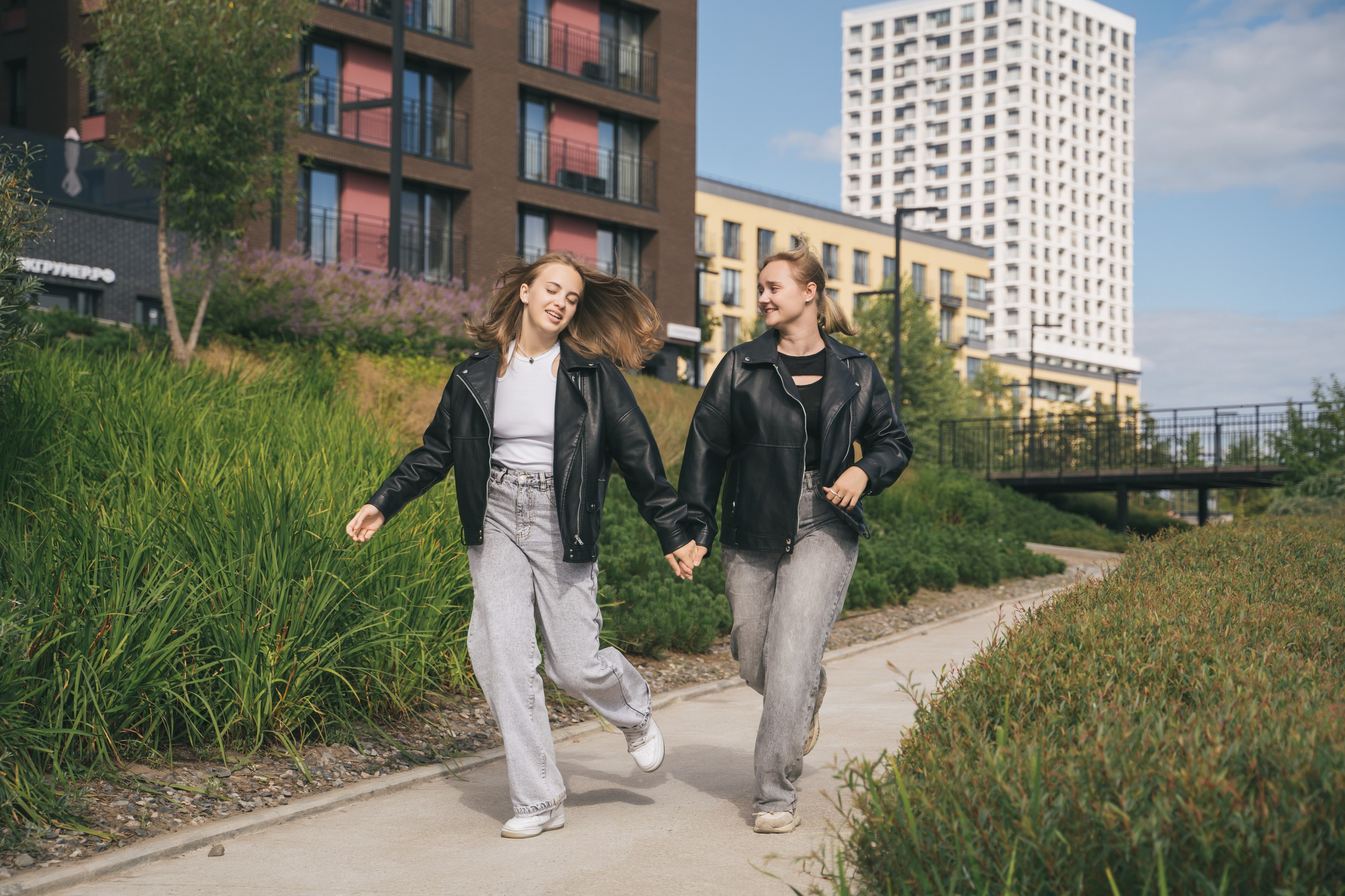 Подружки. Главная