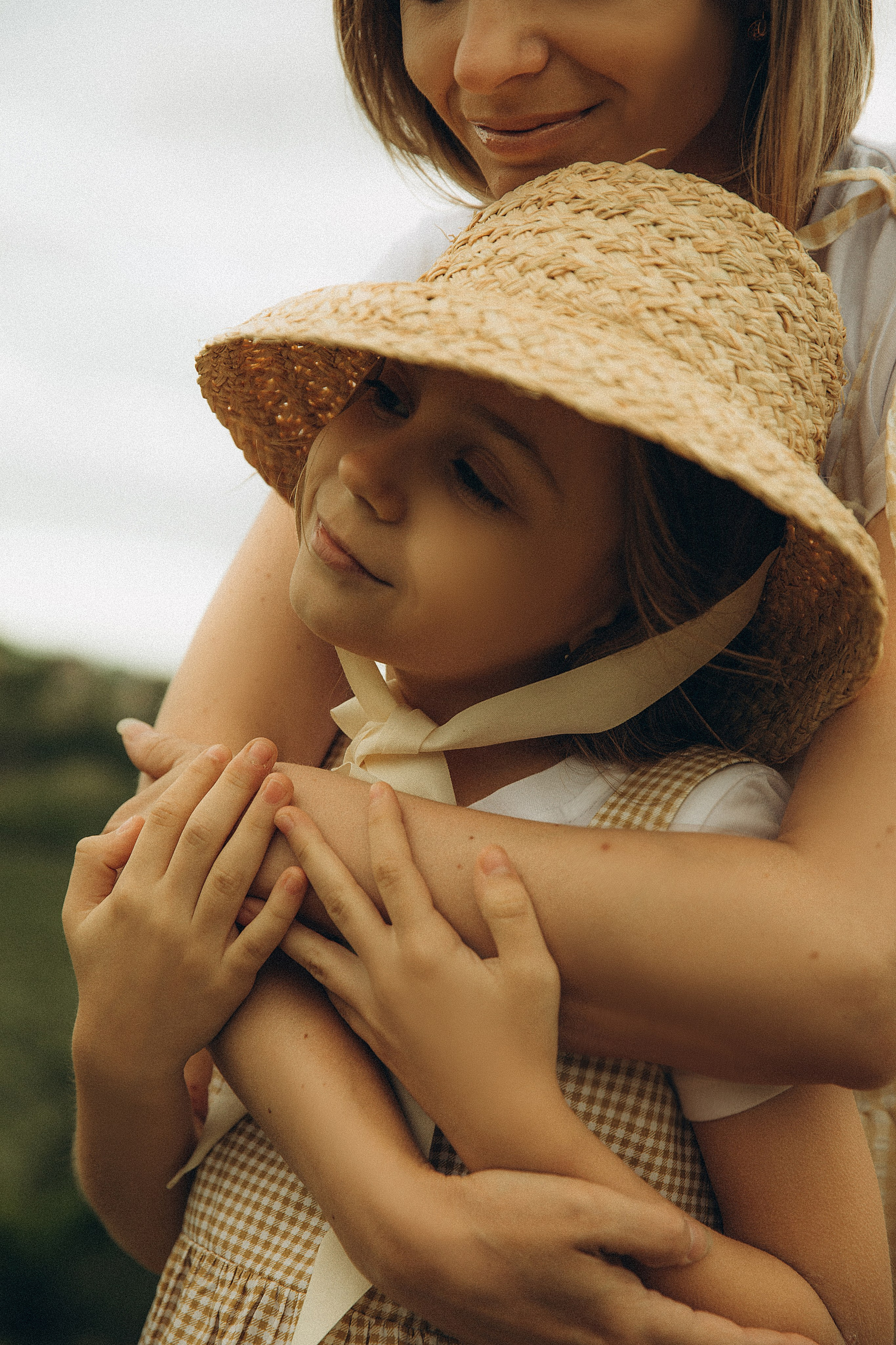 Елена и Вика. Свадебный и семейный фотограф в Саратове Виолетта Привалова