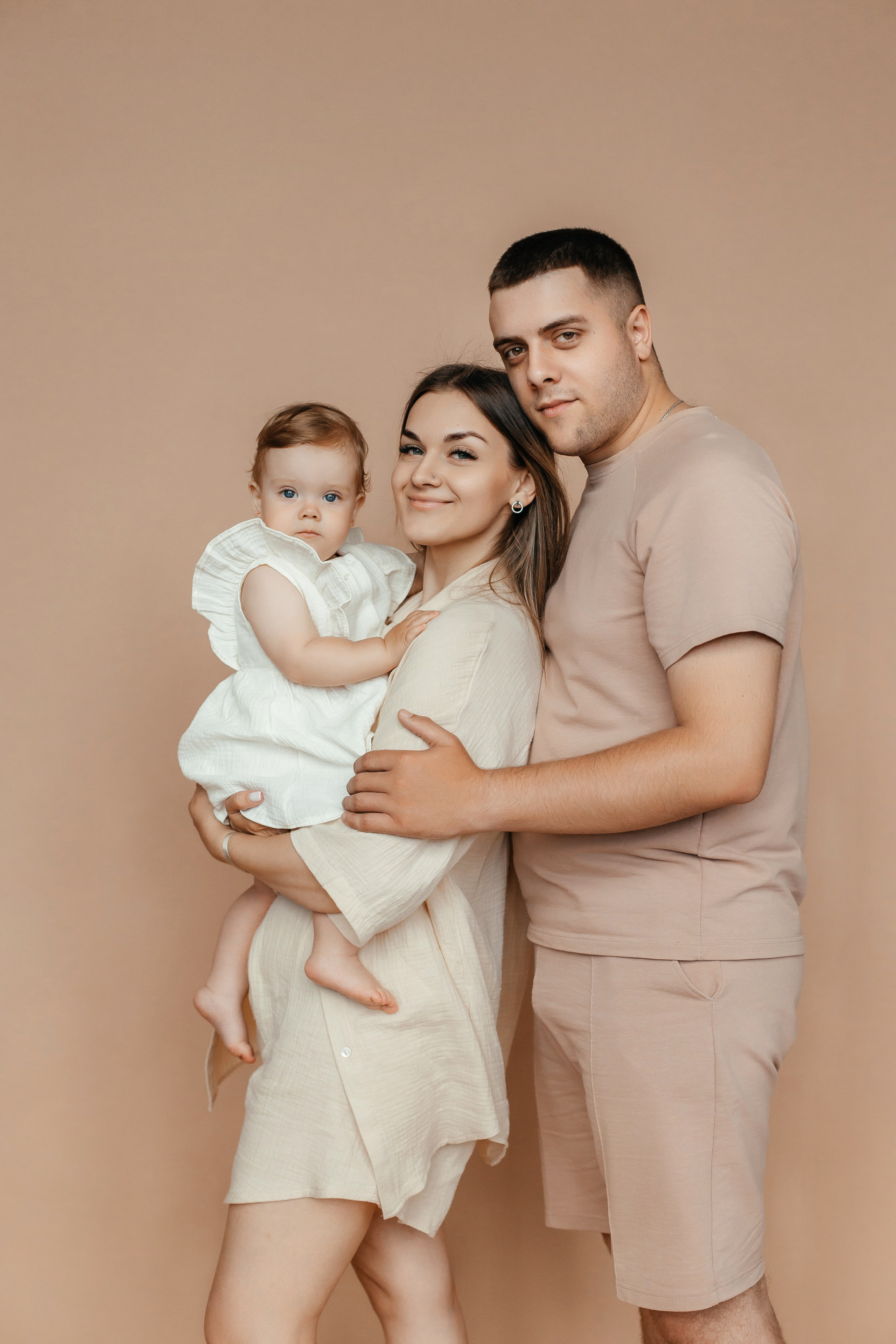 Первый год и первый торт. Фотограф Елена Краснопевцева