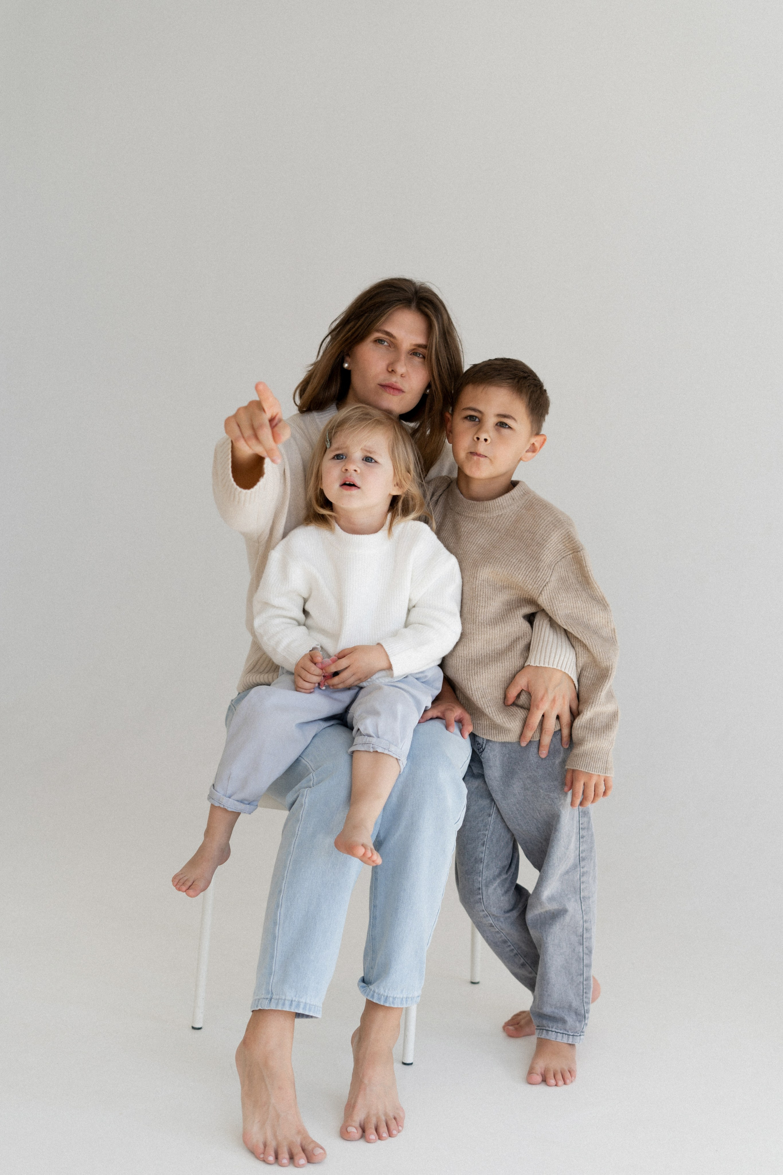 Оля, Артемий, Вера. Главная