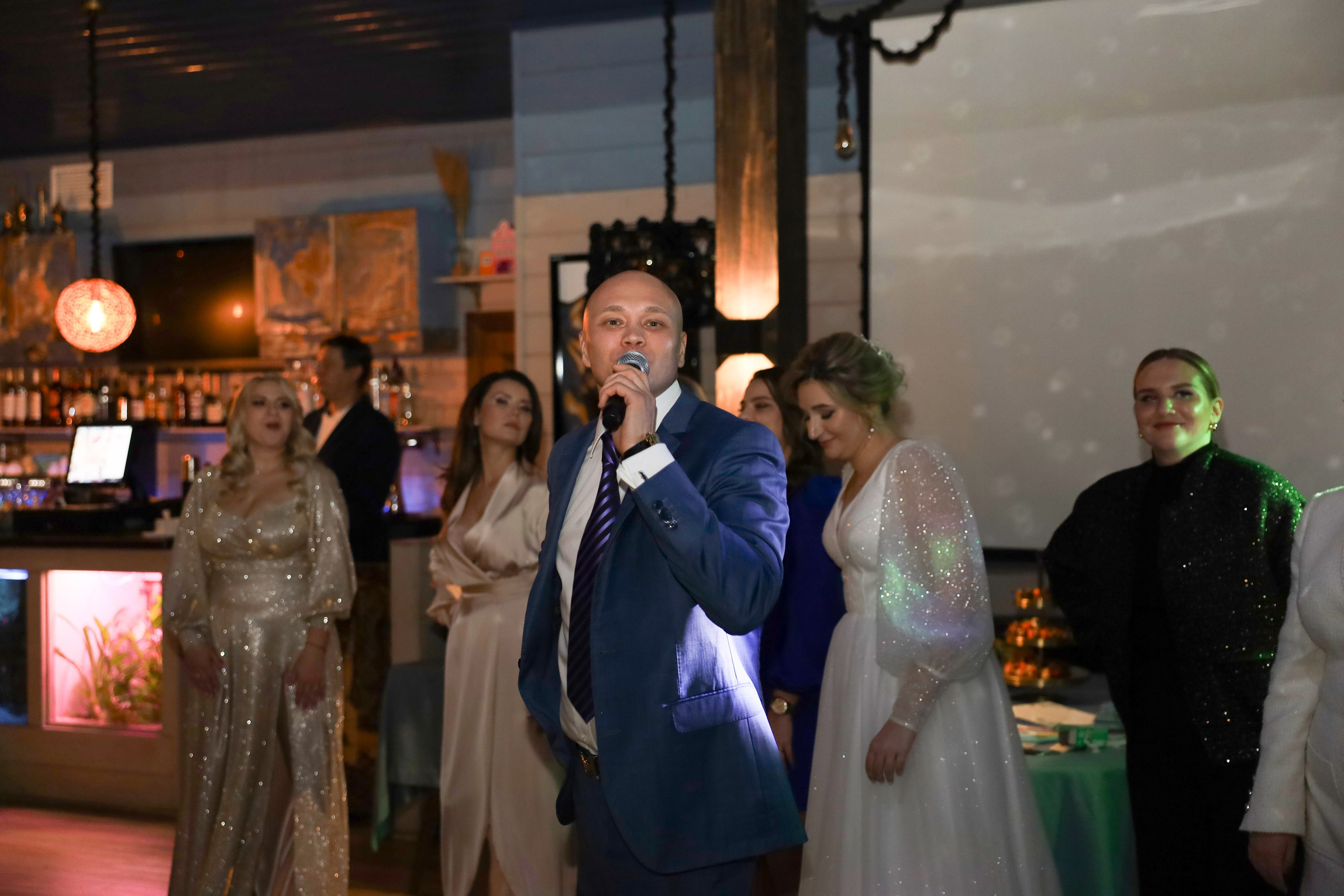 𝒜𝓇𝓉𝑒𝓂 & 𝐿𝓎𝓊𝓈𝓎𝒶 (𝓇𝑒𝓈𝓉𝒶𝓊𝓇𝒶𝓃𝓉). 𝑀𝑜𝓈𝒸𝑜𝓌. Свадебный фотограф в Санкт-Петербурге