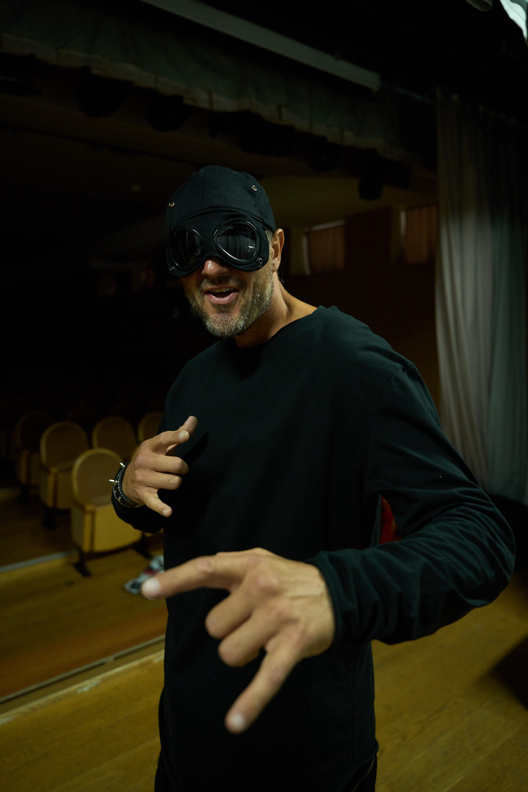 Квест-показ «Красный лис». Александр Сазонов Красноярск